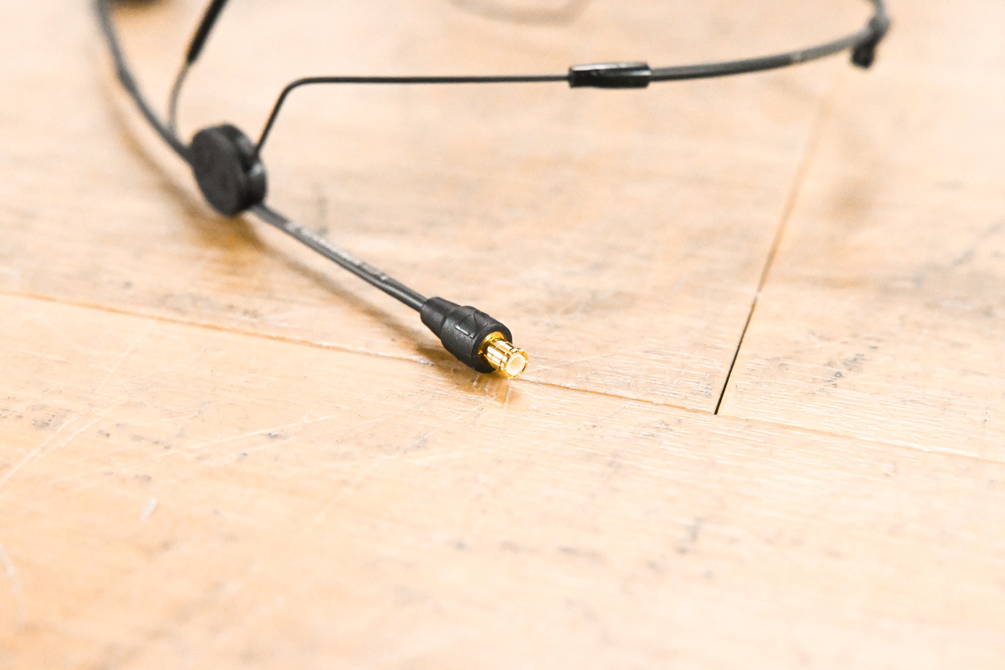 Sennheiser HSP-4 Over-Ear Microphone
