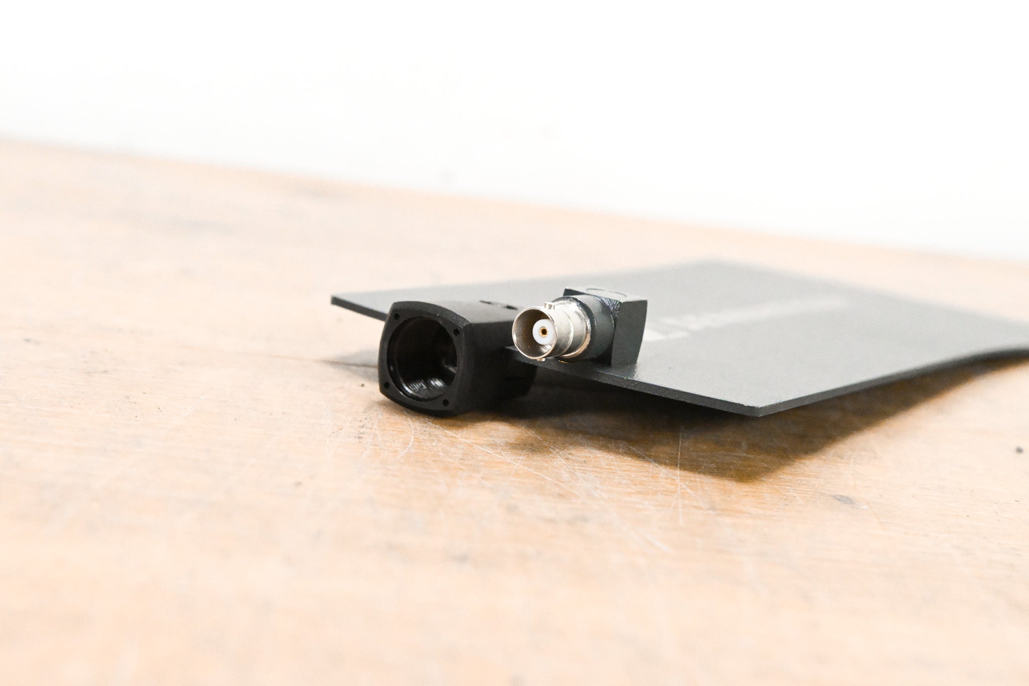 Sennheiser A 1031-U Omnidirectional UHF Antenna