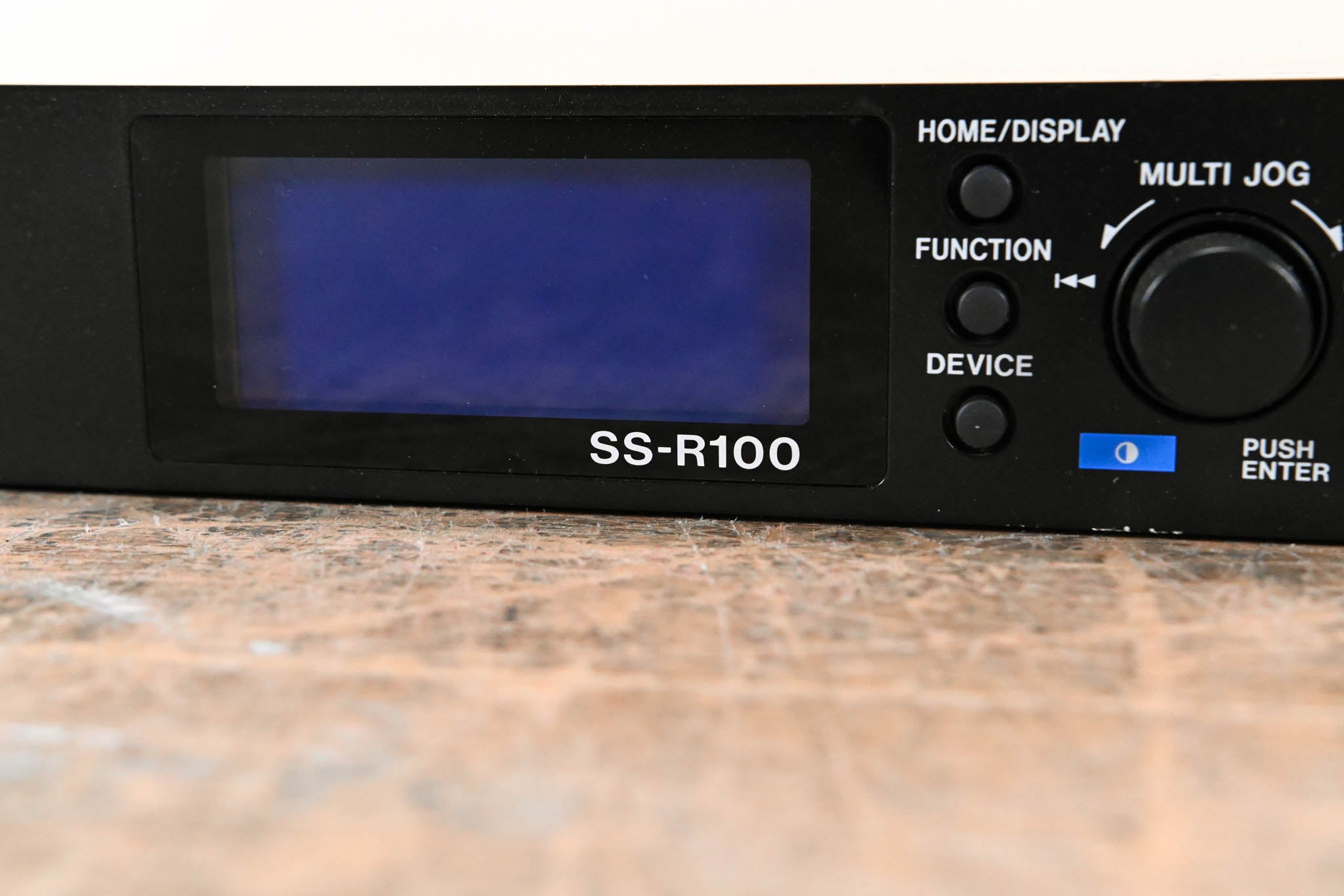 TASCAM SS-R100 Solid State Digital Digital Audio Recorder