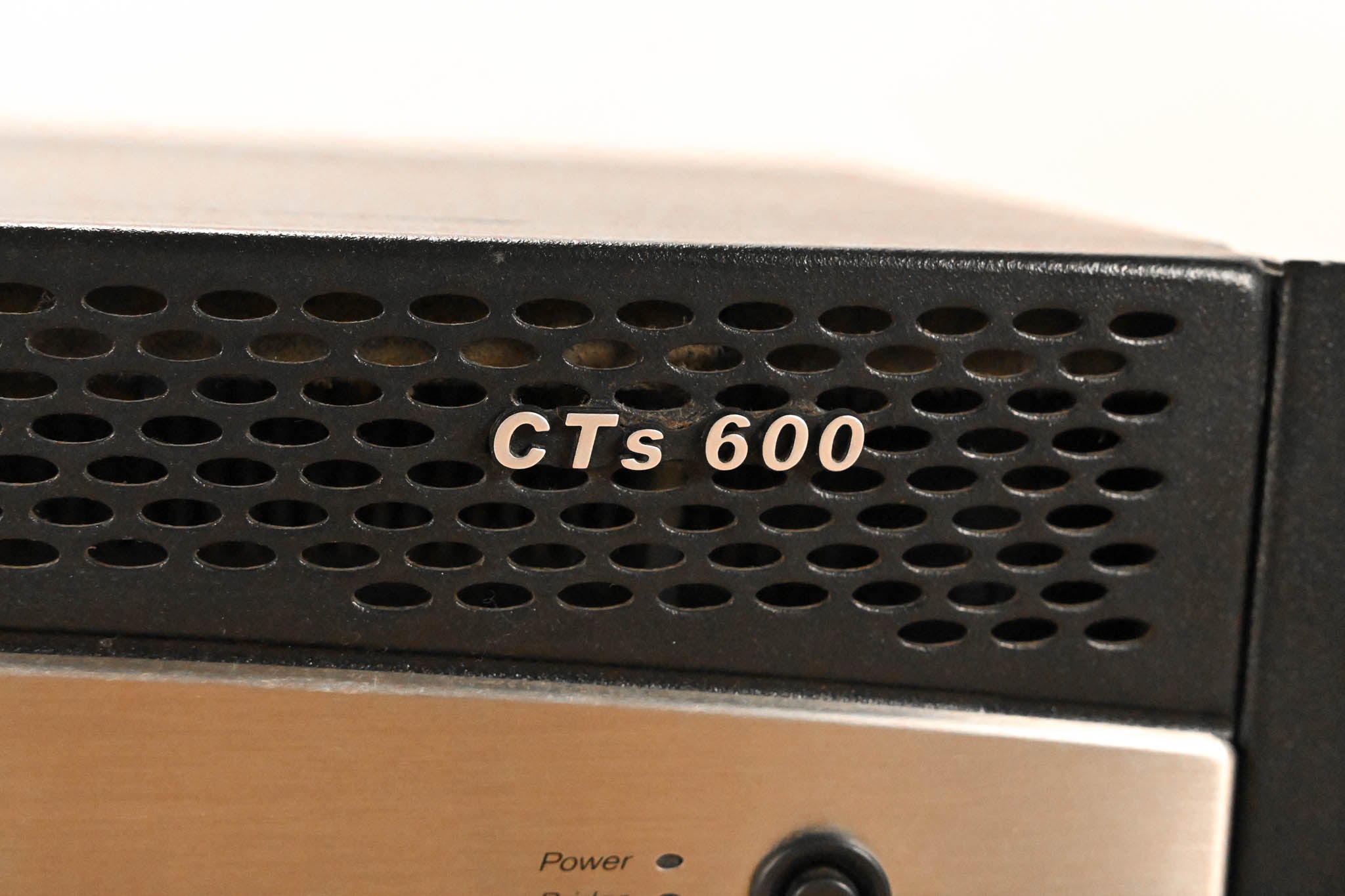 Crown CTs 600 Two-Channel 300W Power Amplifier