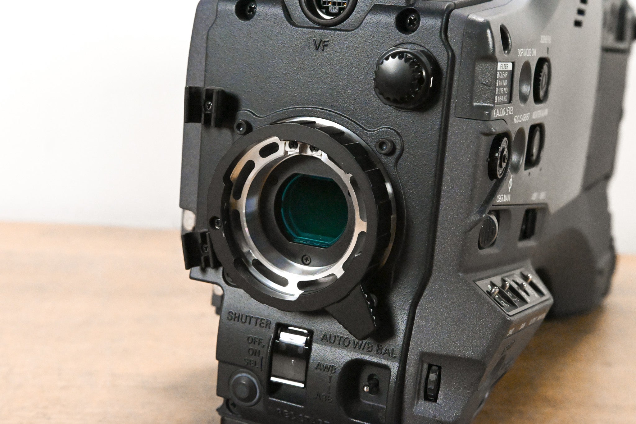 Panasonic AG-HPX500P 2/3" Shoulder-Mounted P2HD Camcorder