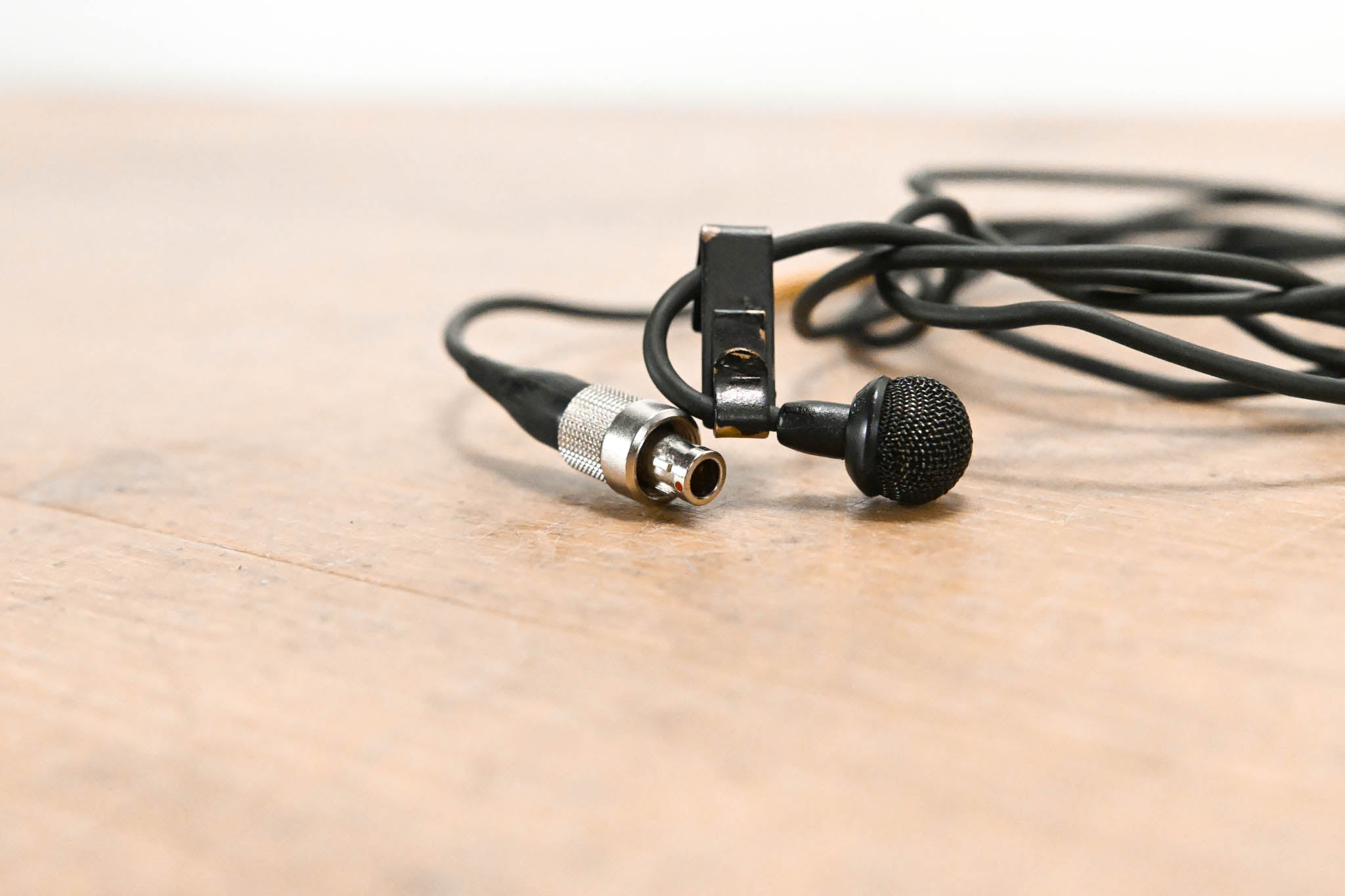 Sennheiser MKE 2 Lavalier Lapel Mic w/ 3-Pin Lemo Connector - Black