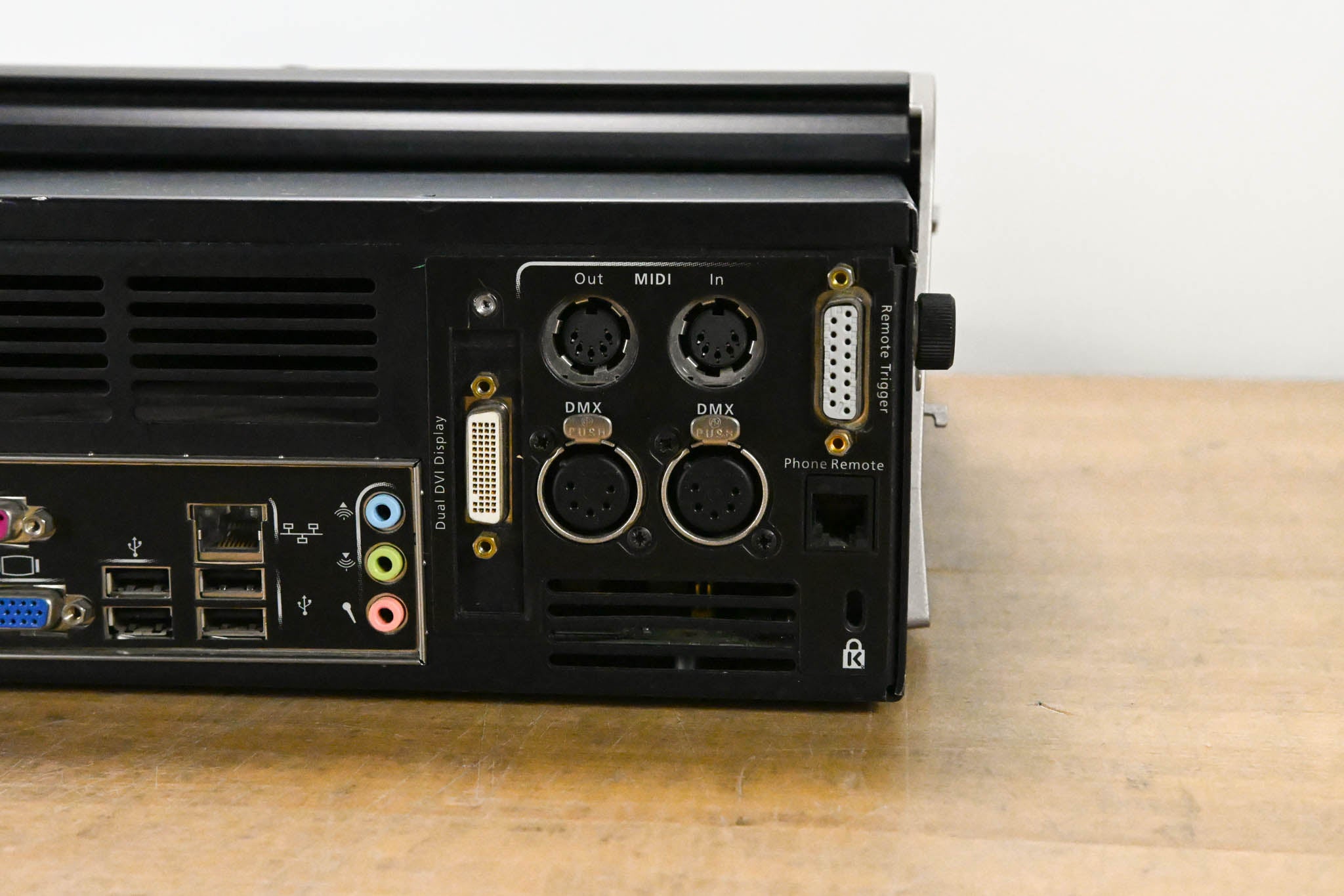 ETC ION 1000 Lighting Console