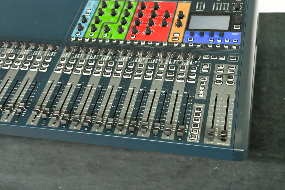 Soundcraft Si Expression 3 32-Channel Digital Mixer with MADI-USB Card