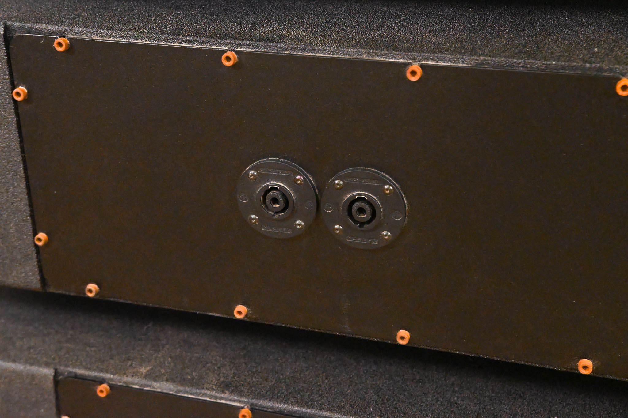 WorxAudio V8 8" 2-Way Passive Line Array Speaker (Set of 4)