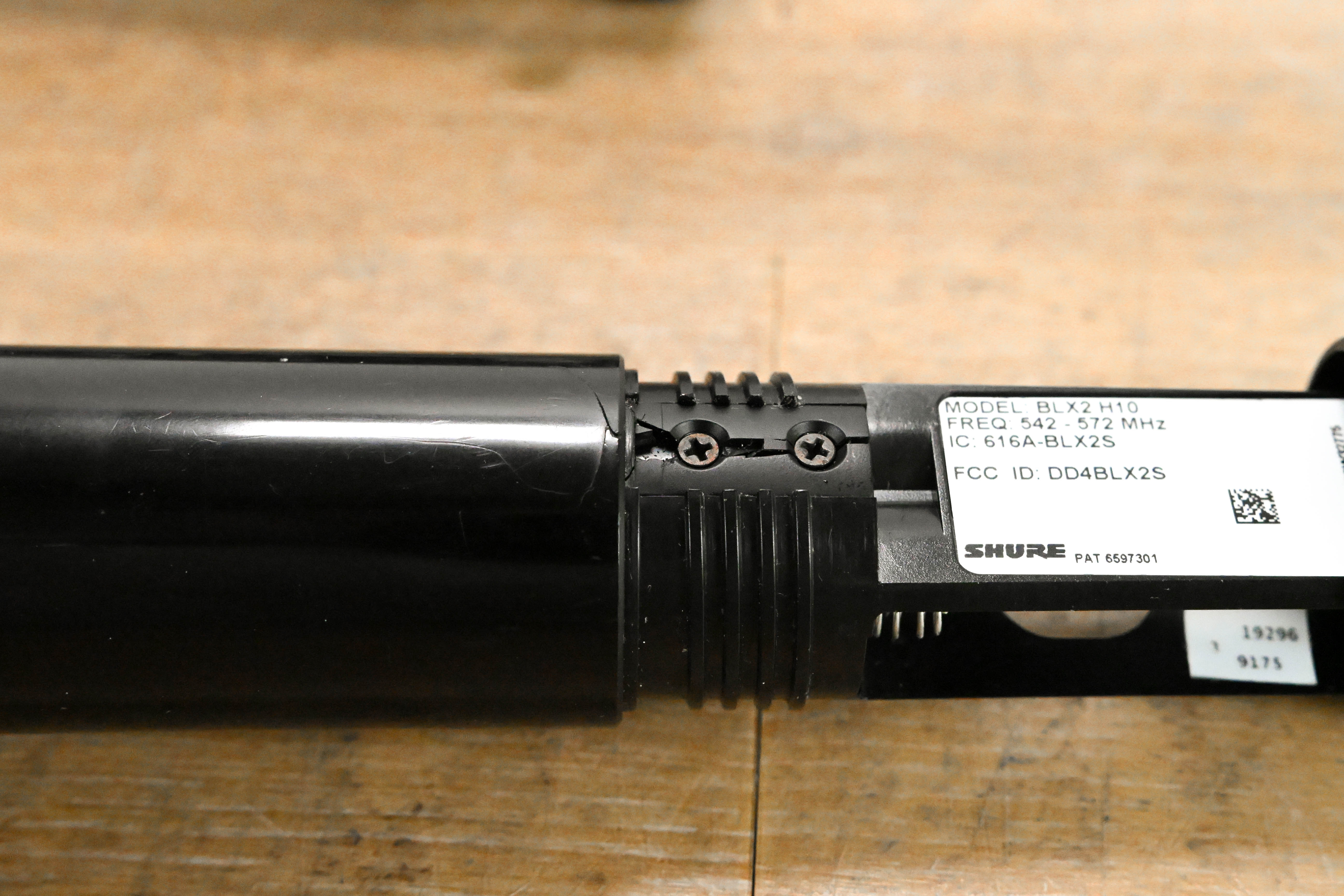 Shure BLX24R/B58 Handheld Wireless System - H10 Band (NO POWER SUPPLY)
