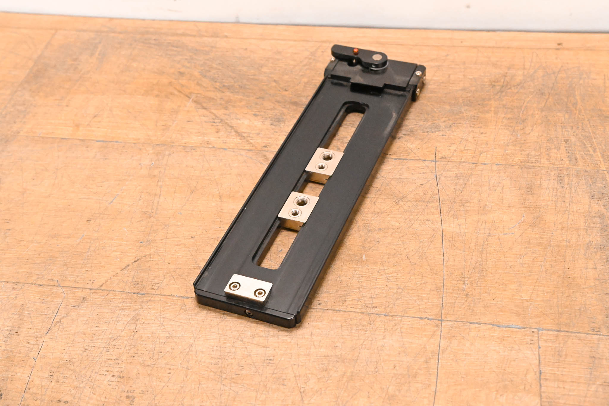 Hitachi TA-Z3 Tripod Quick Release Adapter