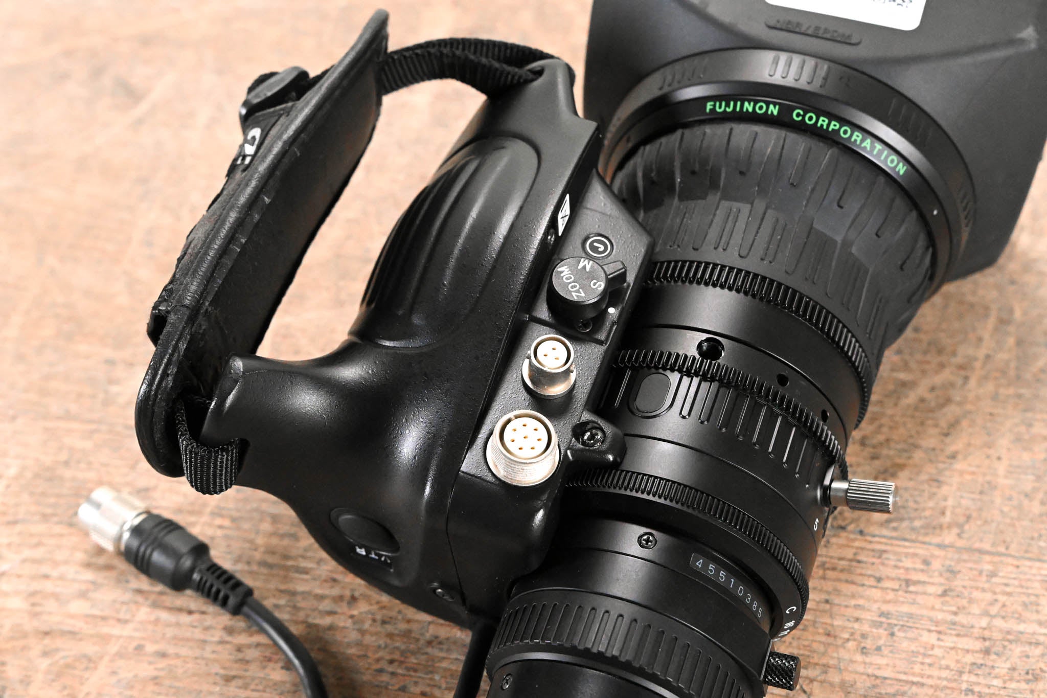 Fujinon Th17x5BRMU Broadcast Zoom Lens - 1:1.4/5-85mm