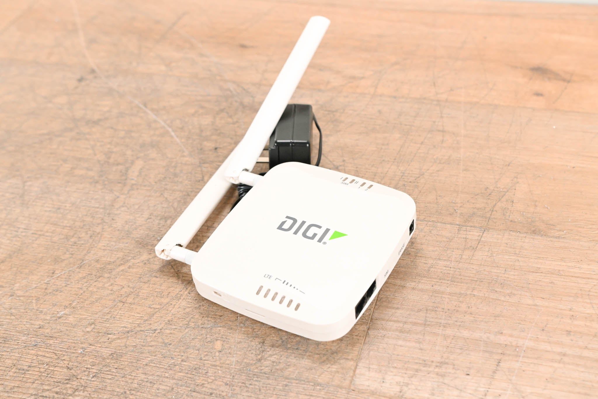 Digi International Digi 6310-DX LTE Cellular Extender