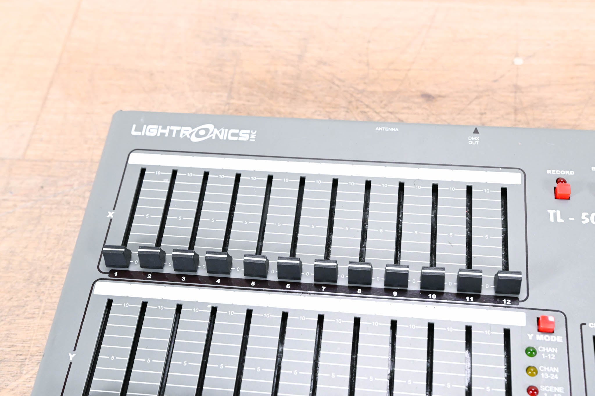 Lightronics TL-5024 24-Channel Lighting Control Console