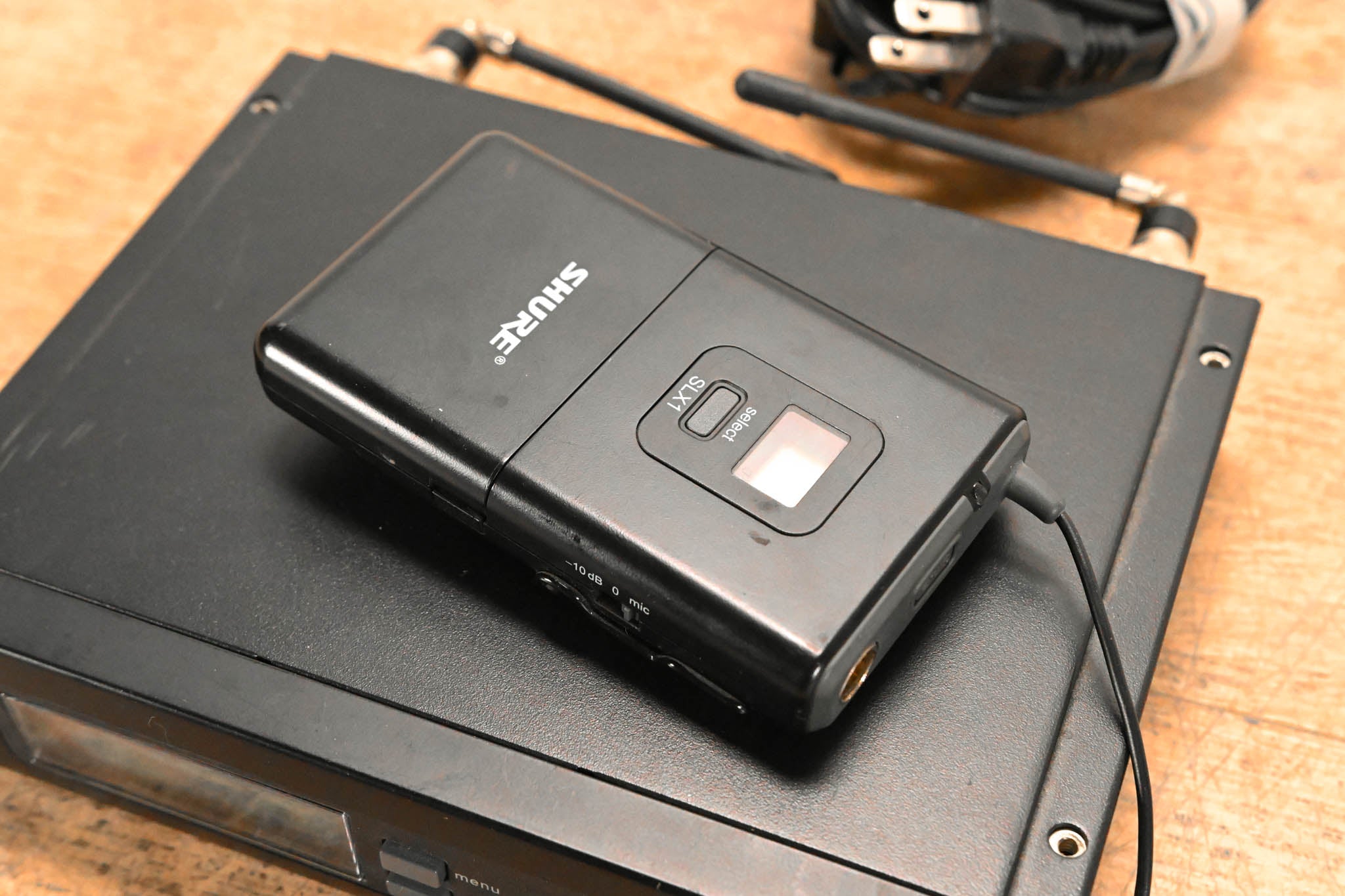Shure SLX14-H5 Wireless Bodypack System - 518-542 MHz (NO POWER SUPPLY)