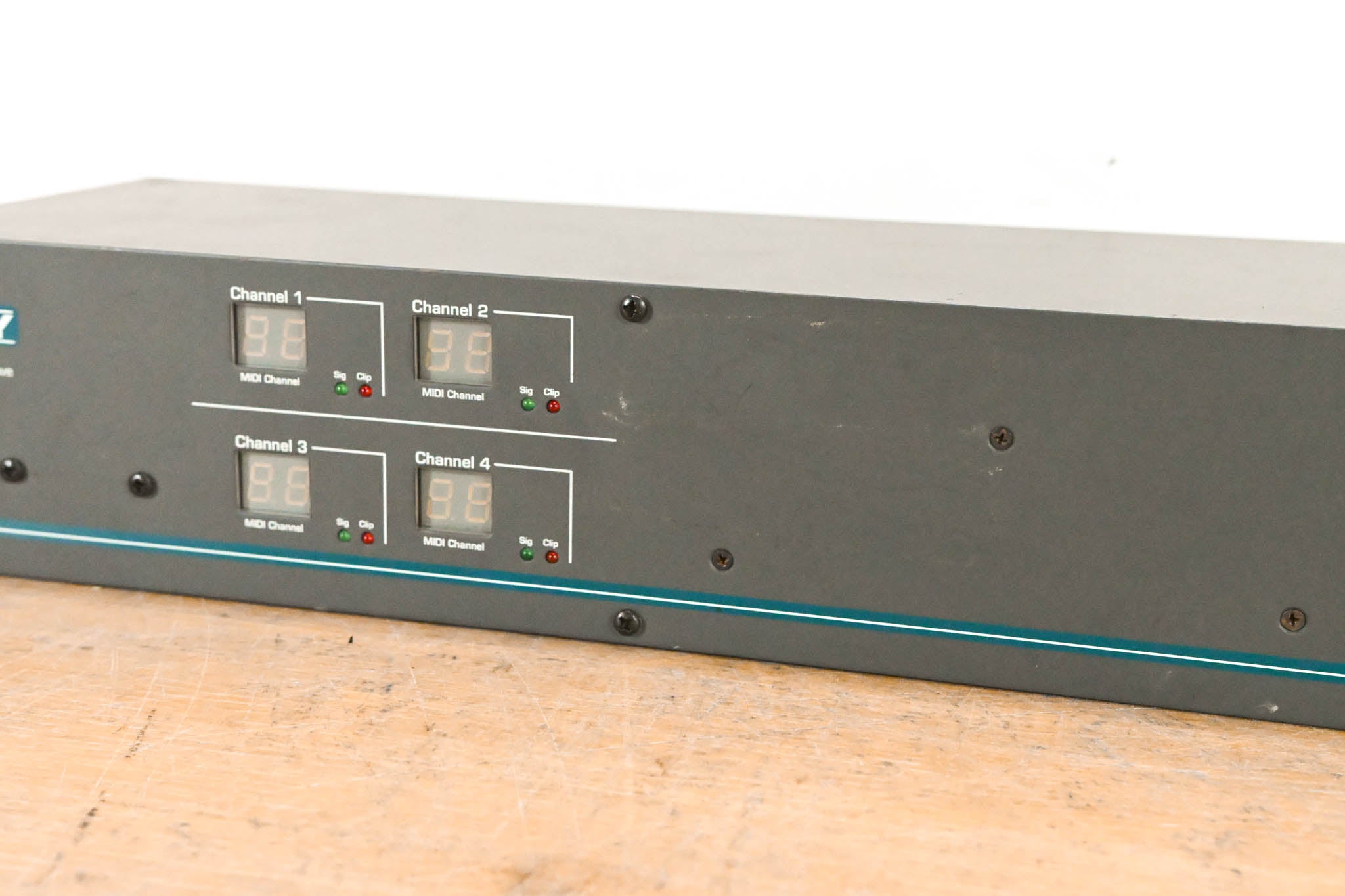 Ashly Protea 4.24GS 4-Channel Digital Graphic Equalizer Slave