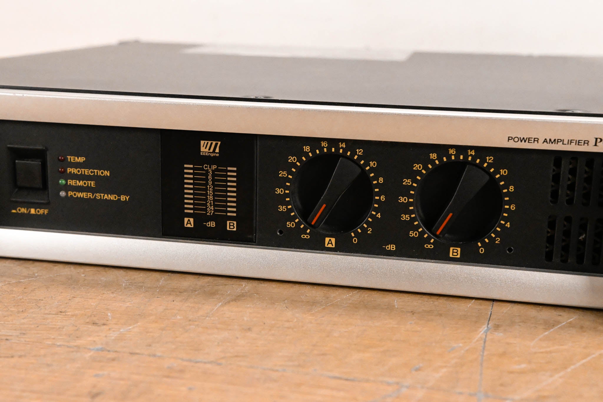 Yamaha PC9501N Two-Channel Power Amplifier