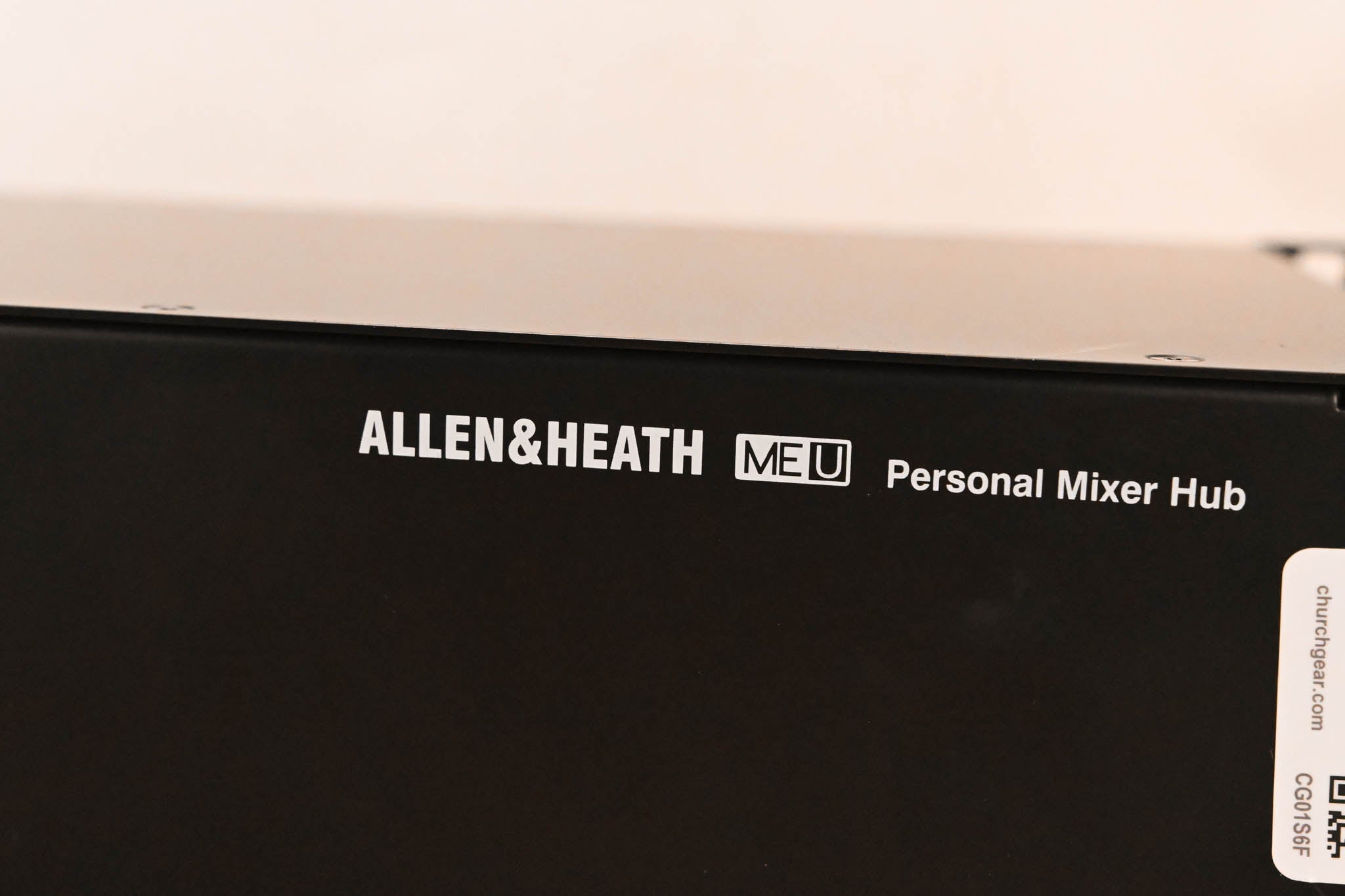 Allen & Heath ME-U 10-Port PoE Monitor Hub for ME-1 Personal Mixers