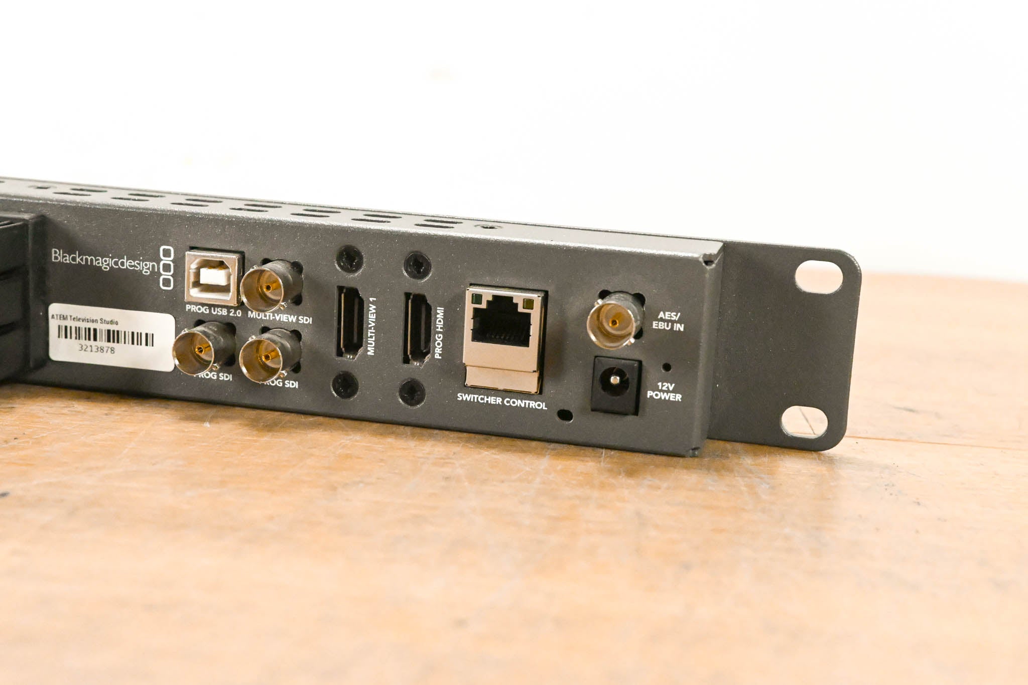 Blackmagic Design ATEM Television Studio (NO POWER SUPPLY)