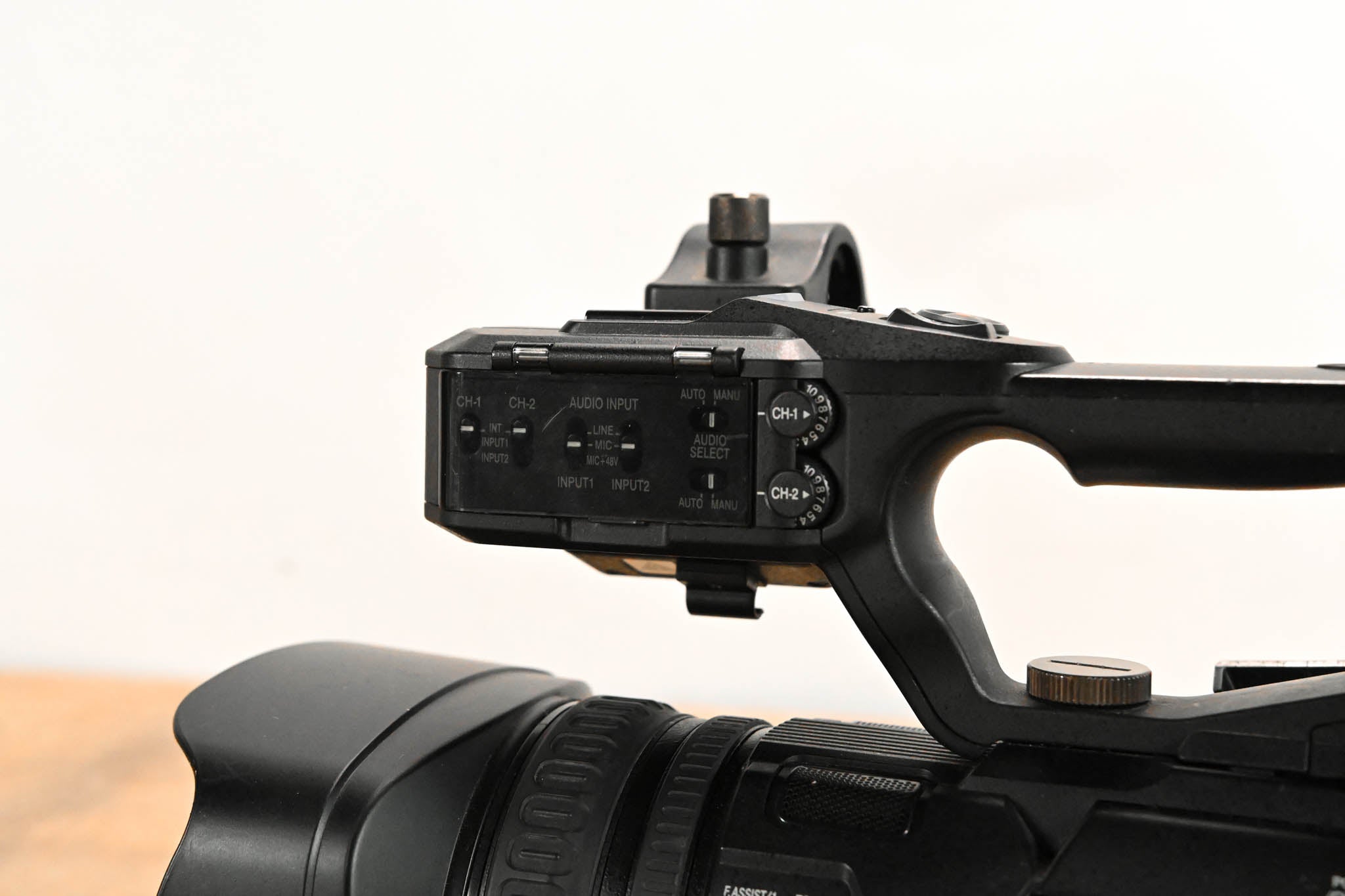 JVC GY-HM200U 4KCAM Compact Handheld Streaming Camcorder