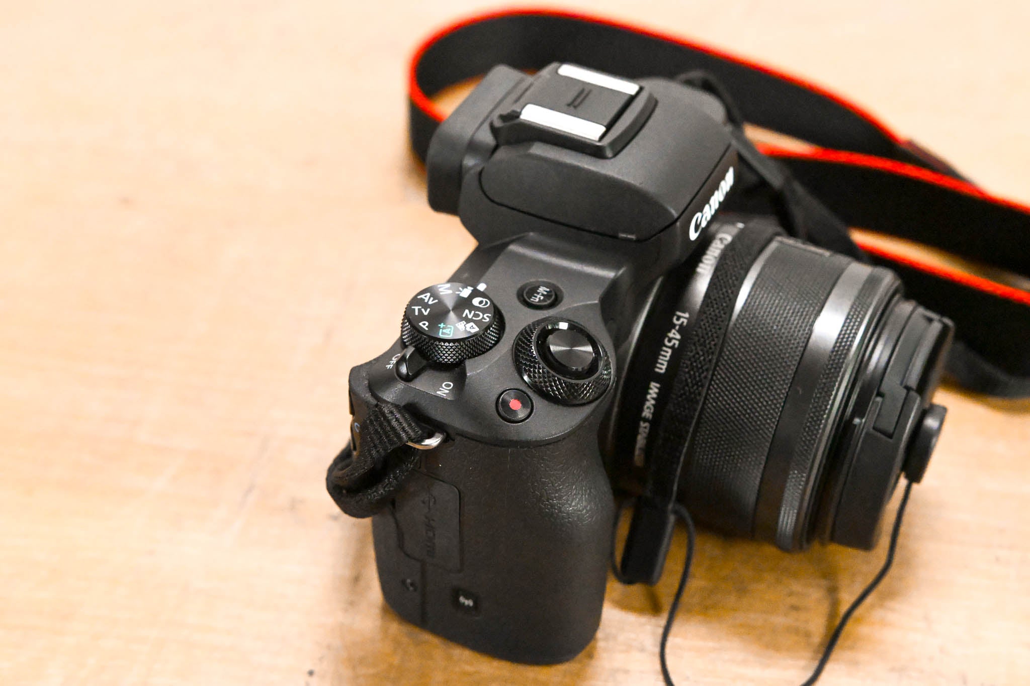 Canon EOS M50 Mirrorless Camera with EF-M 15-45mm f/3.5-6.3 IS STM Lens