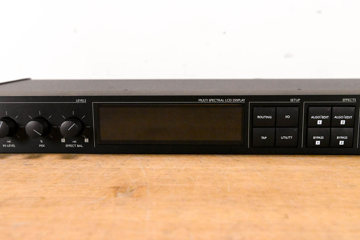 TC Electronic M-ONE XL Dual-Engine Effects Processor
