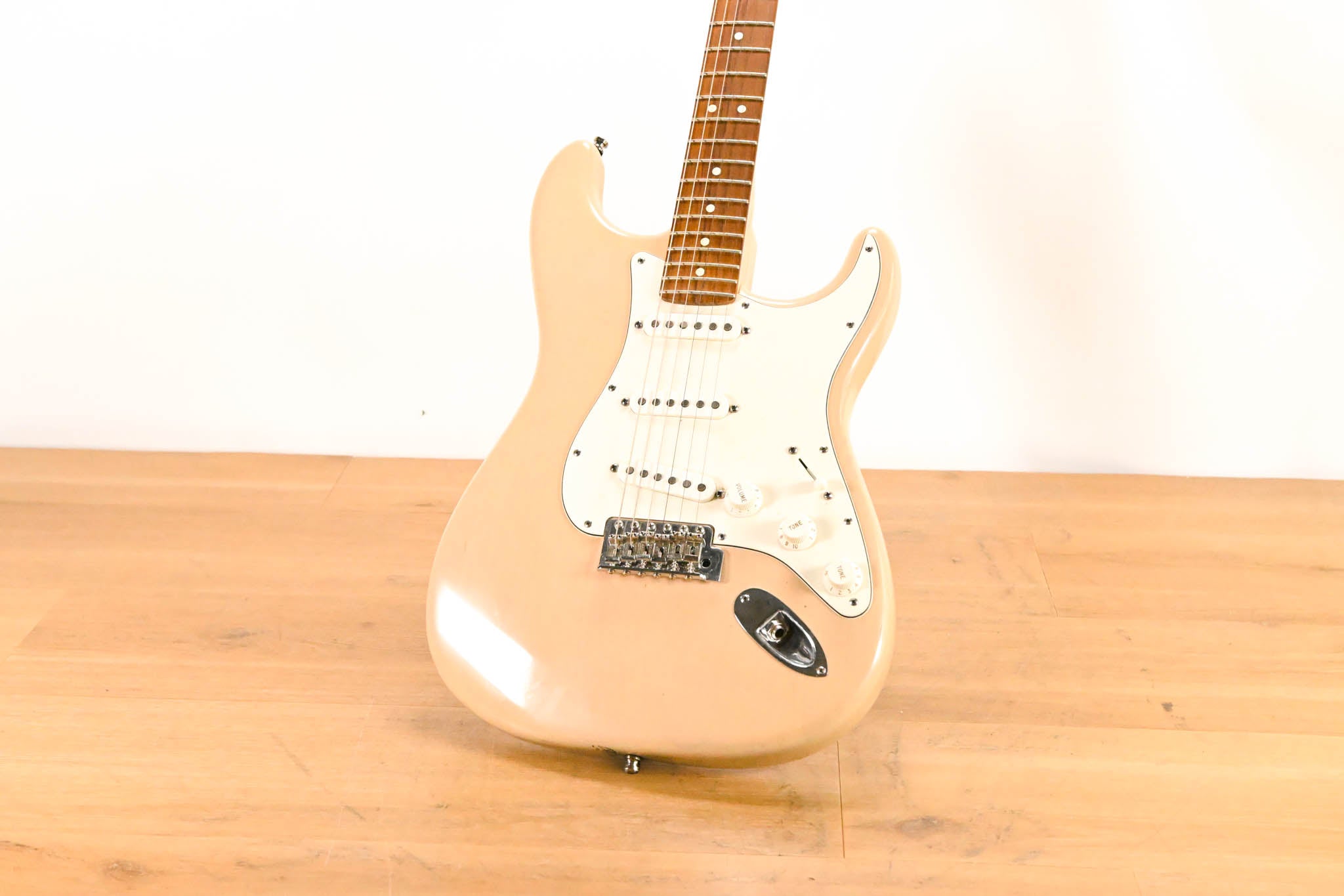 Fender American Standard Stratocaster 2008 Beige / Light Tan Rosewood