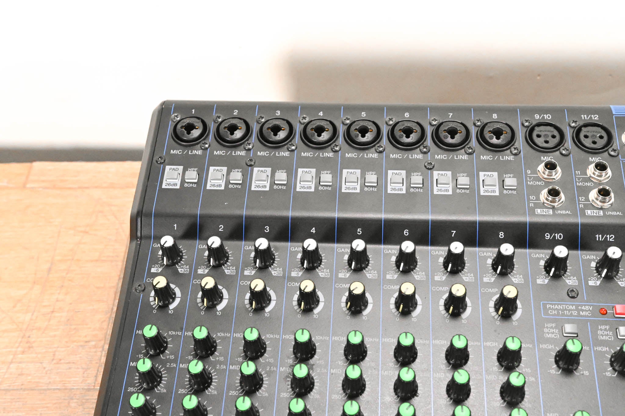 Yamaha MG16XU 16-Channel Mixer with USB and Effects