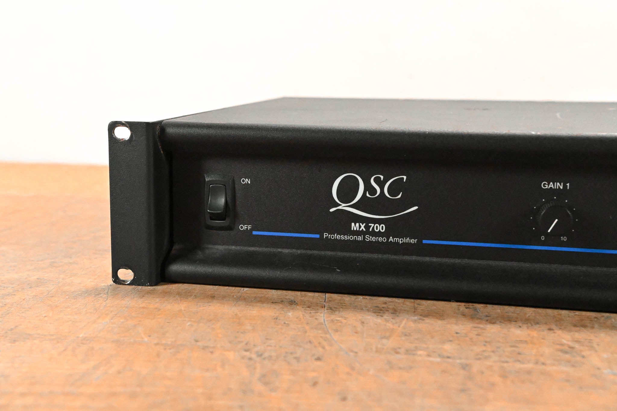 QSC MX 700 2-Channel Power Amplifier