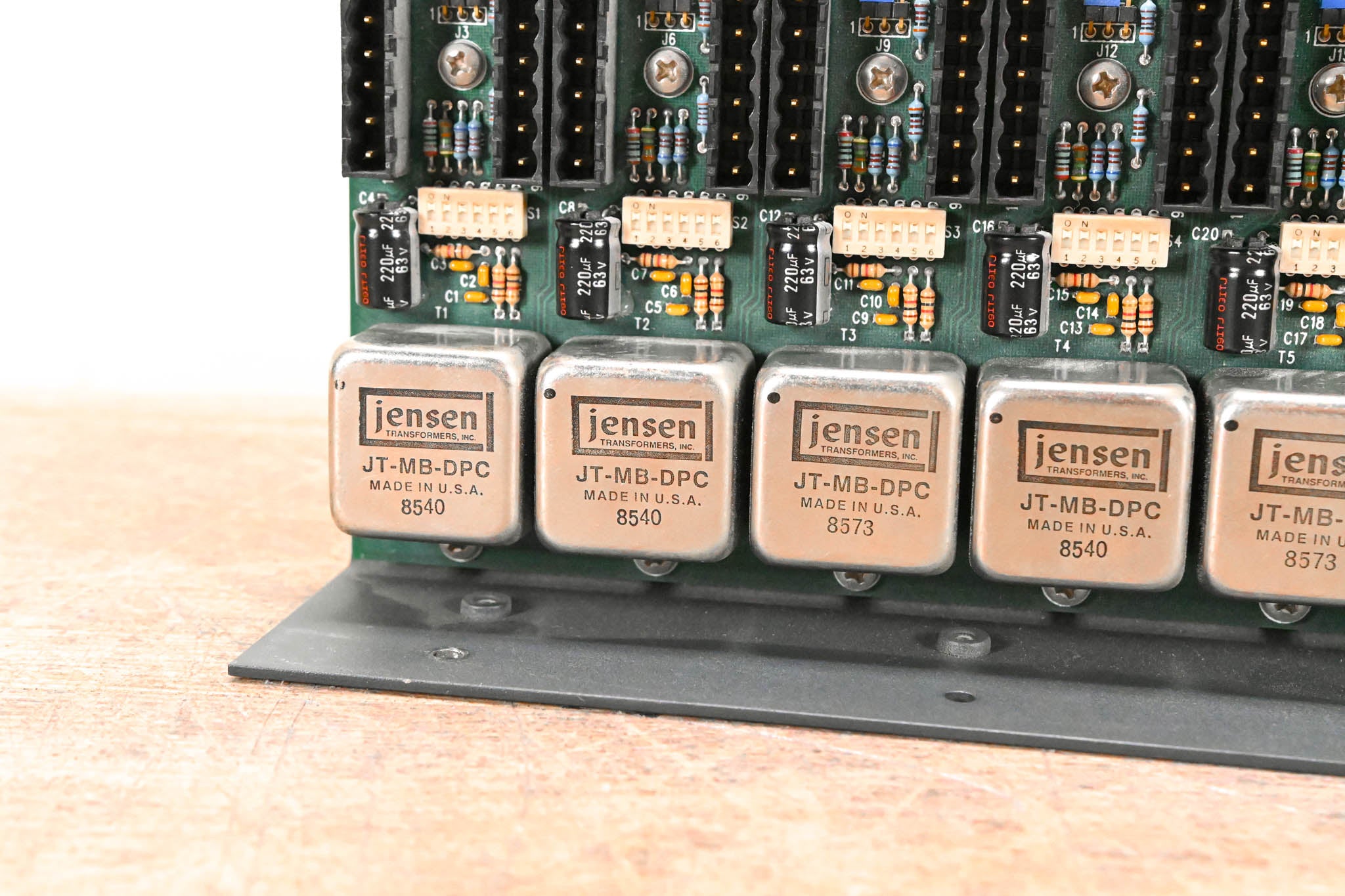 Jensen JT-MS-8N3 8-CH 3-Way Mic Splitter with Phantom Power Circuitry