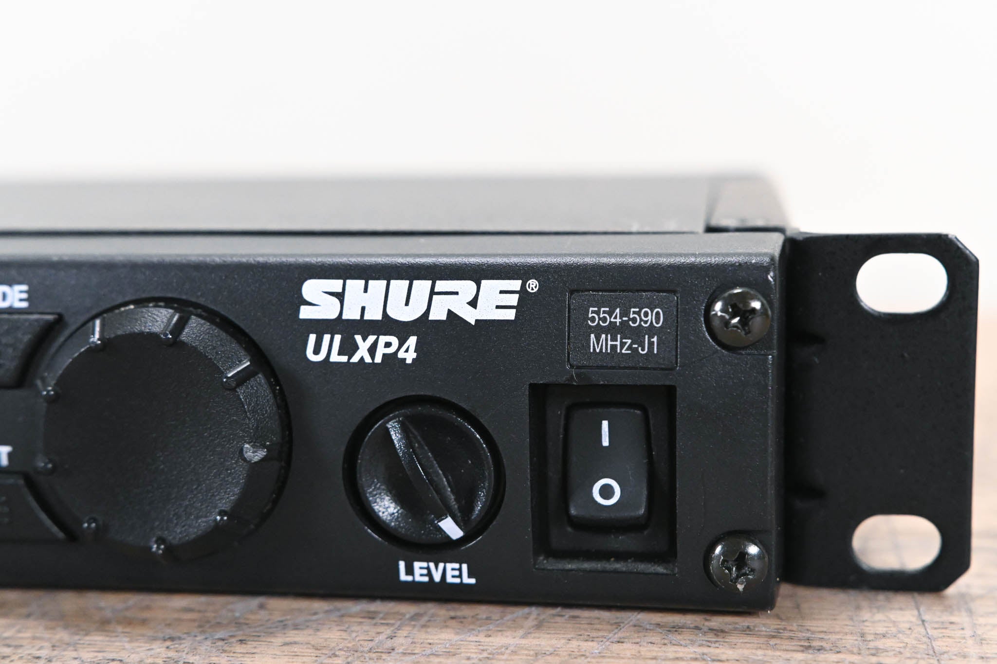 Shure ULXP24/58 Handheld Wireless System - J1 Band: 554-590 MHz