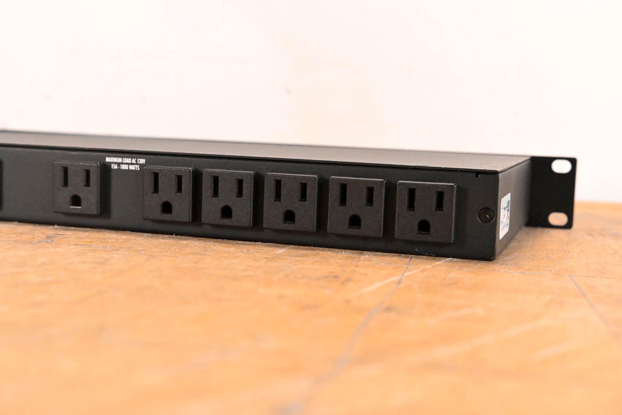 Furman M-8Lx 15A Merit Series Power Conditioner with Lights