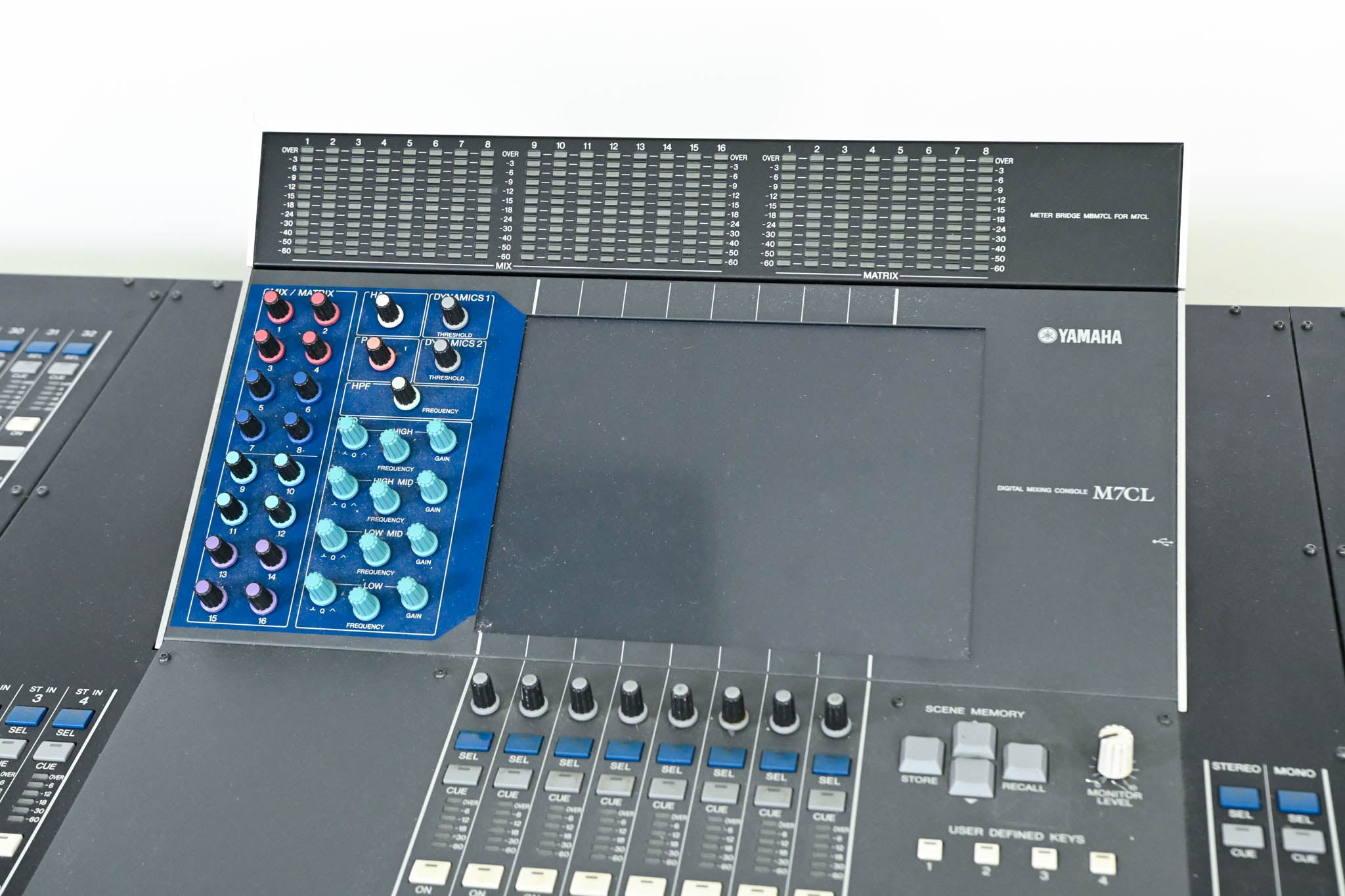 Yamaha M7CL-48 48-Channel Digital Audio Mixing Console