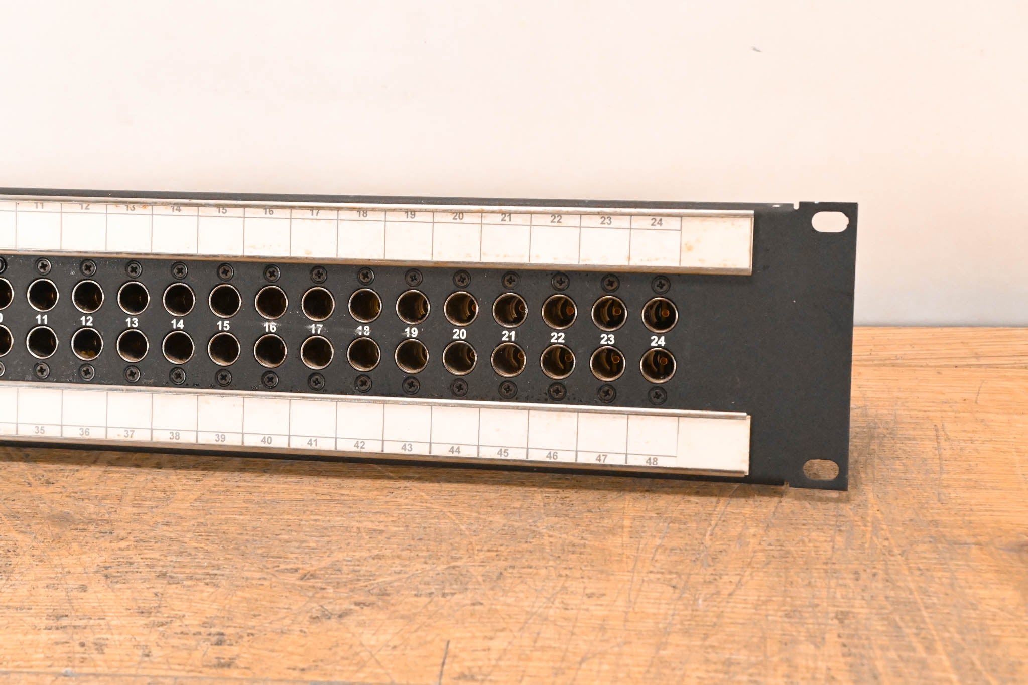 Bittree E-2WTHD/S 2x24 2RU Video Patchbay