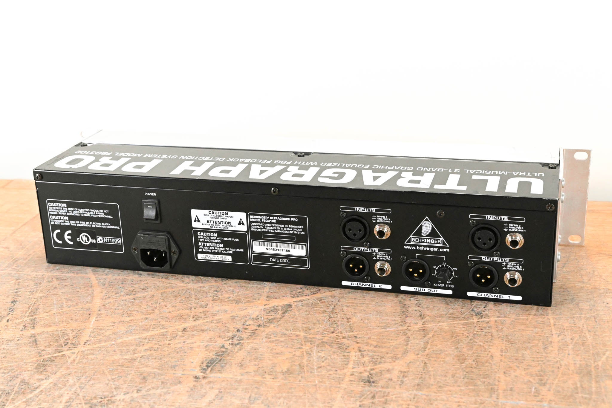 Behringer ULTRAGRAPH PRO FBQ3102 Dual 31-Band Graphic Equalizer