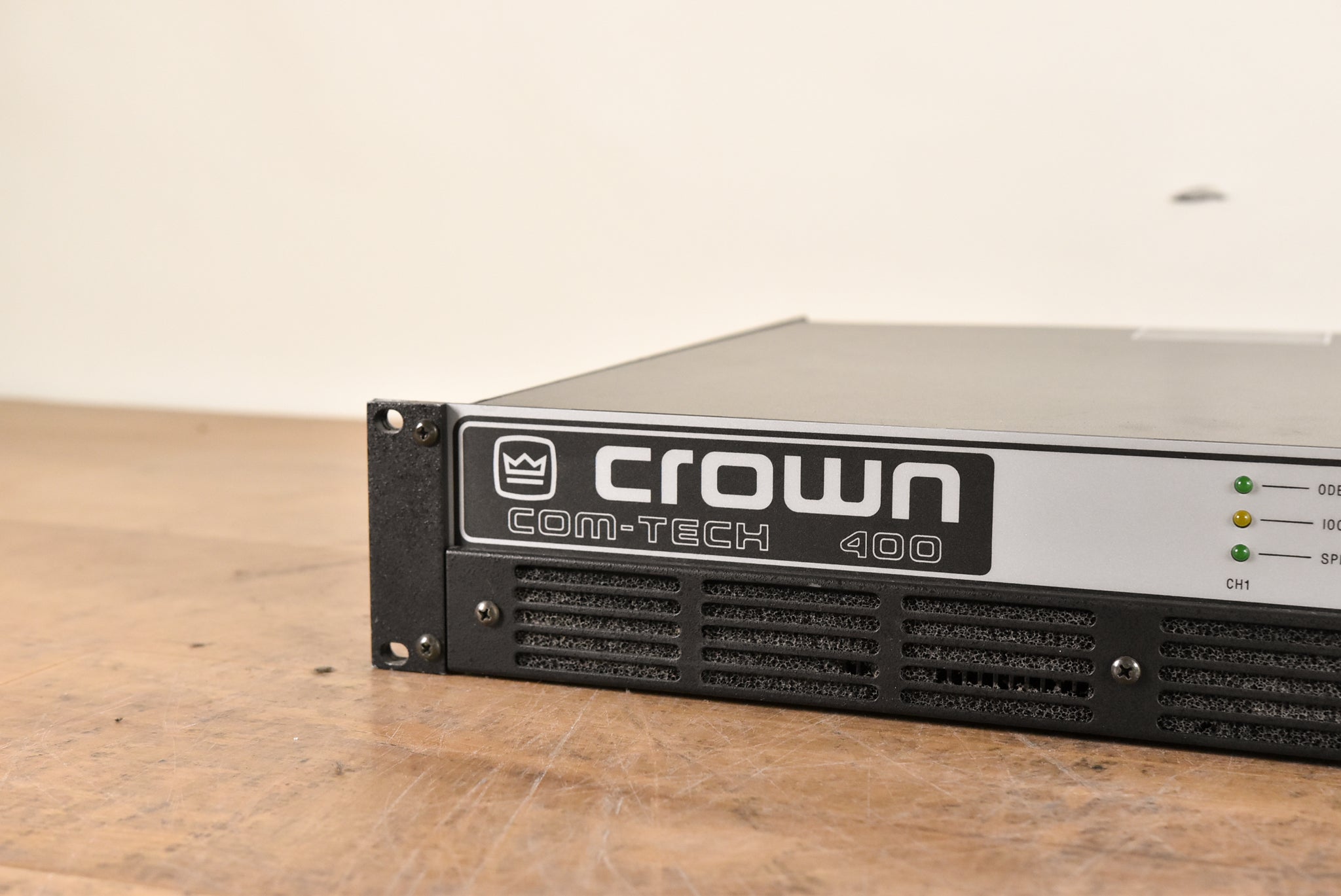 Crown Com-Tech 400 Two-Channel Power Amplifier