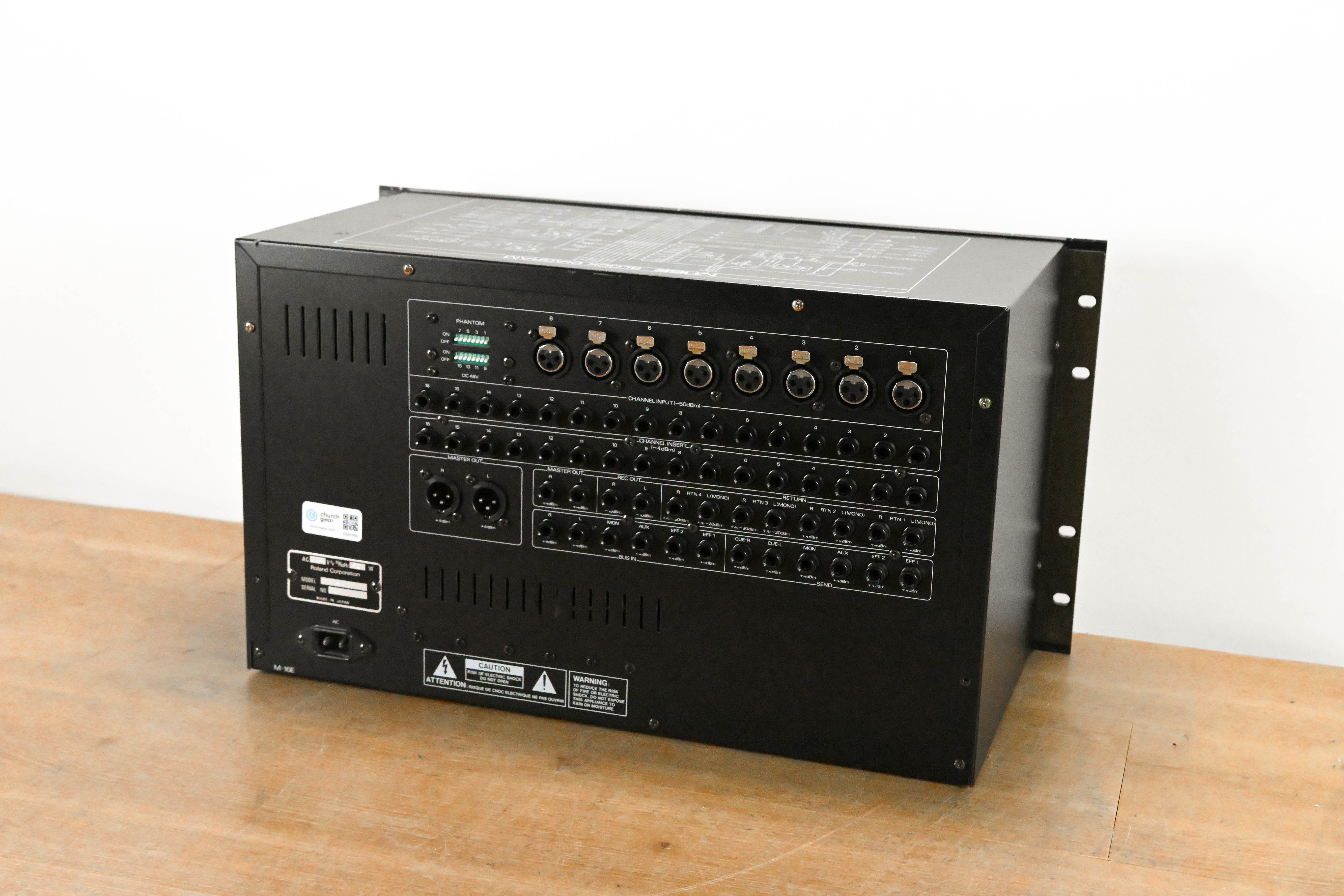Roland M-16E 16-Channel Line Mixer