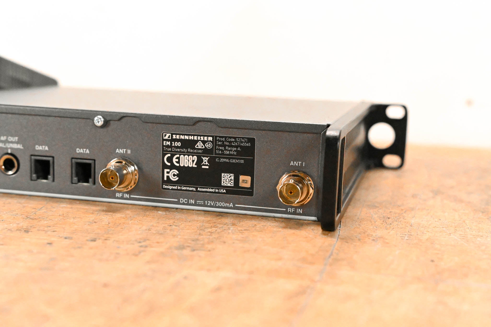 Sennheiser EM 100 G3 Wireless Receiver - A Range: 516-558 MHz