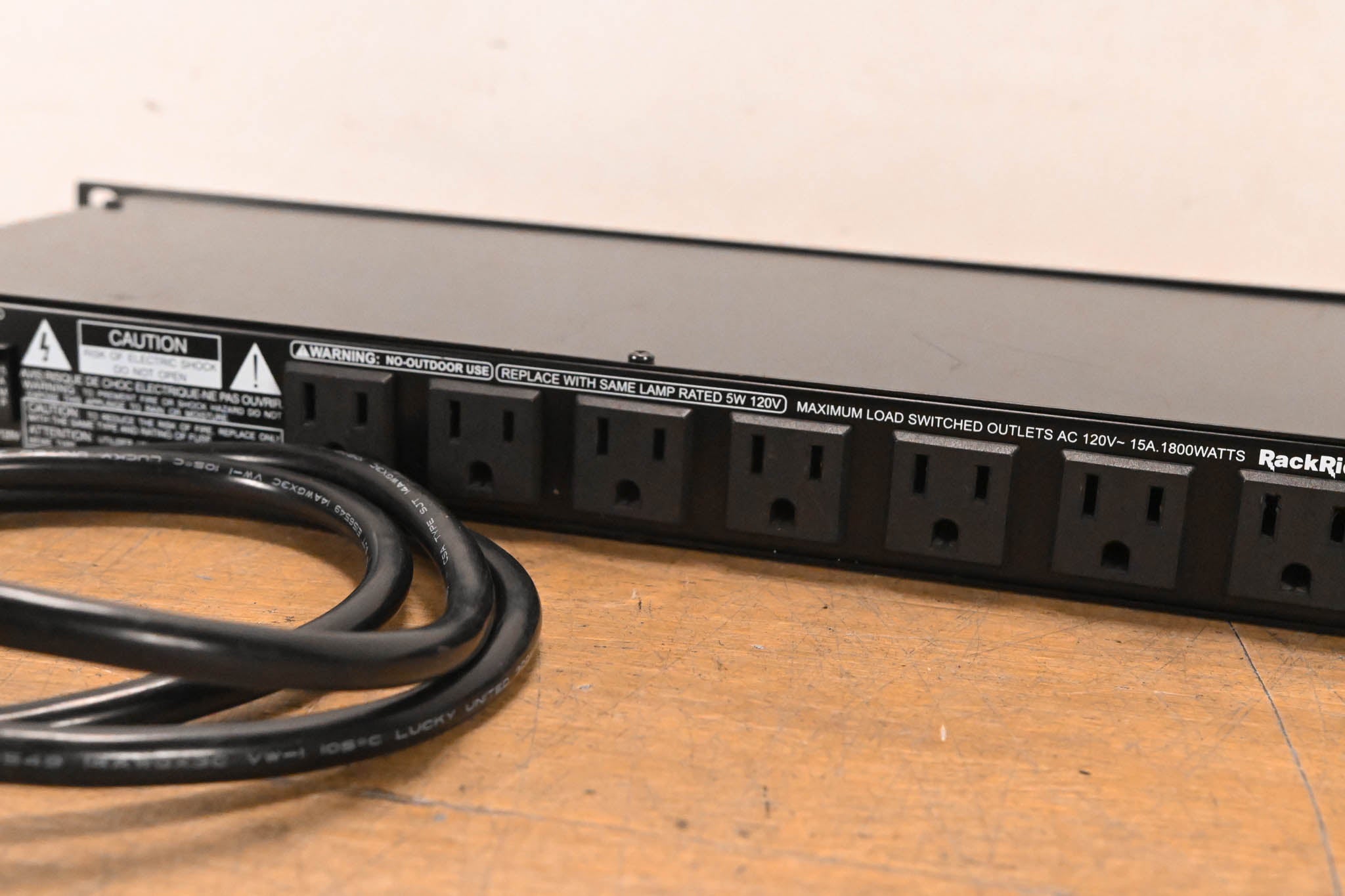 Furman RackRider RR-15PLUS 1RU Power Conditioner w/ Lights + V-Meter