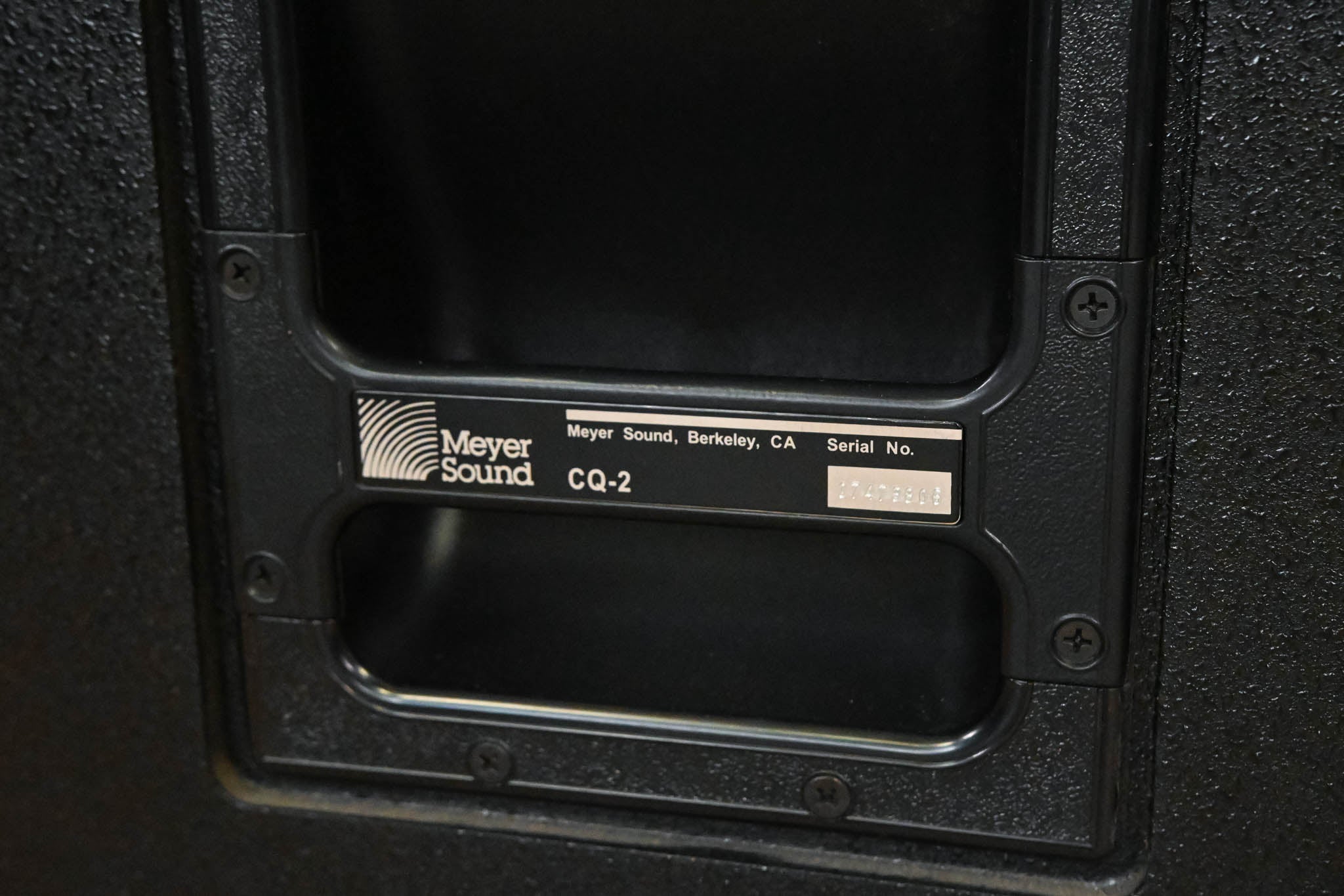 Meyer Sound CQ-2 Active Narrow Coverage Main Loudspeaker (PAIR)