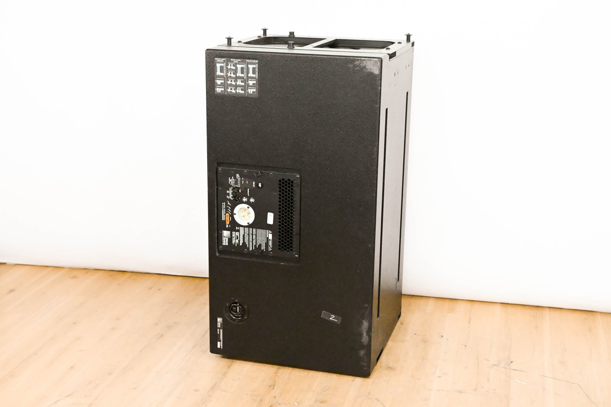Meyer Sound 600-HP Compact High-Power Subwoofer