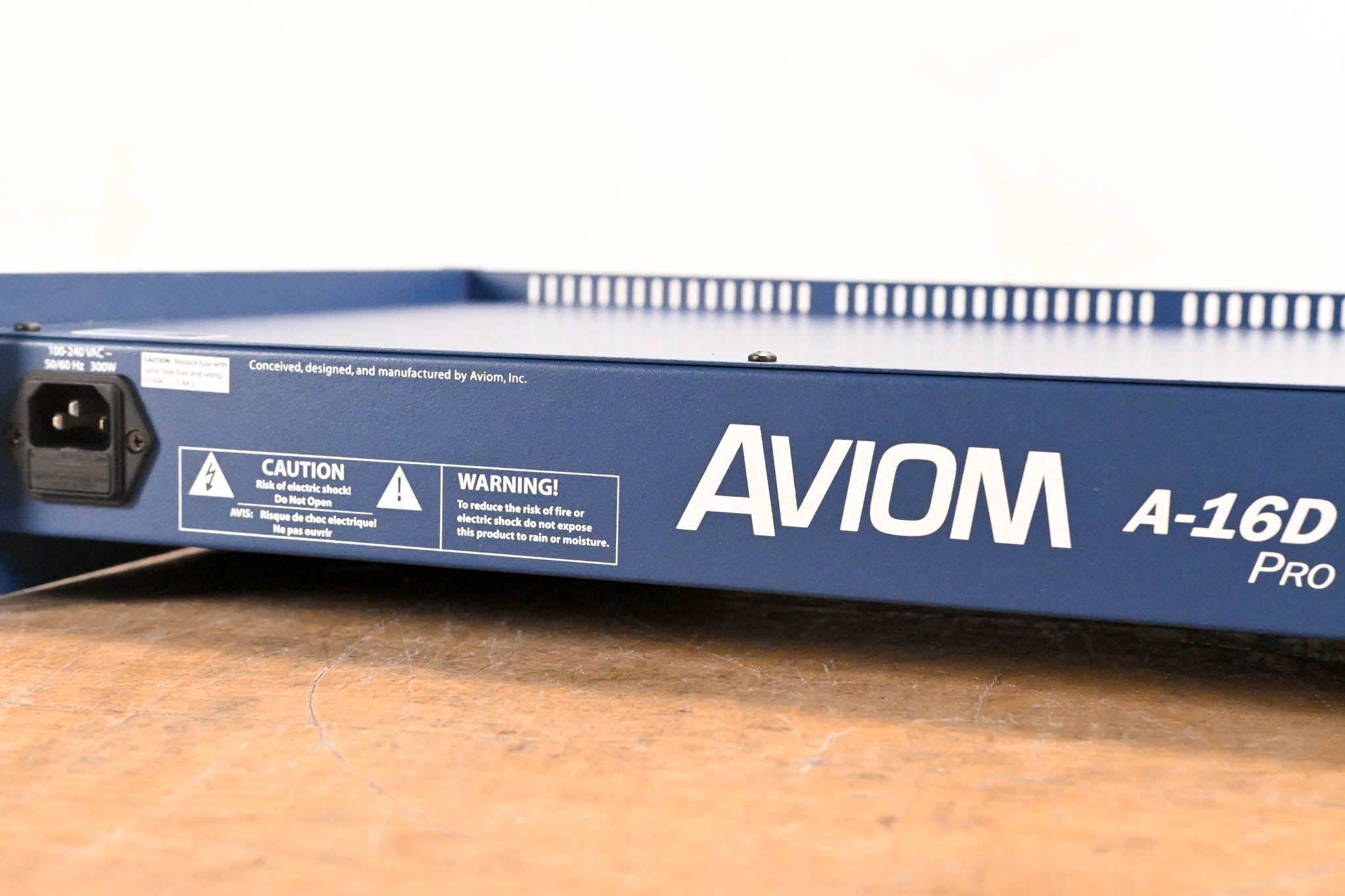 Aviom A-16D Pro A-Net Distributor