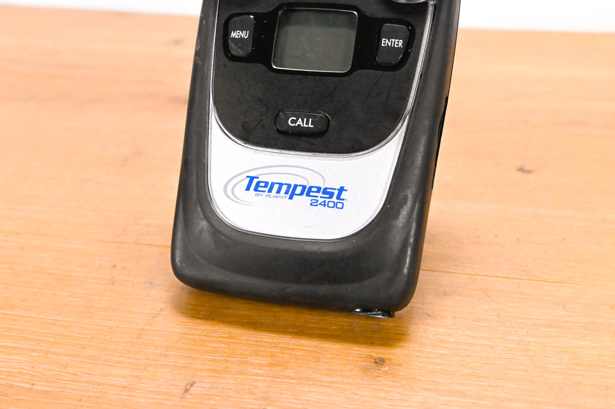 Clear-Com TMR42524INCC Tempest 2400 4-Channel Wireless Belt Station