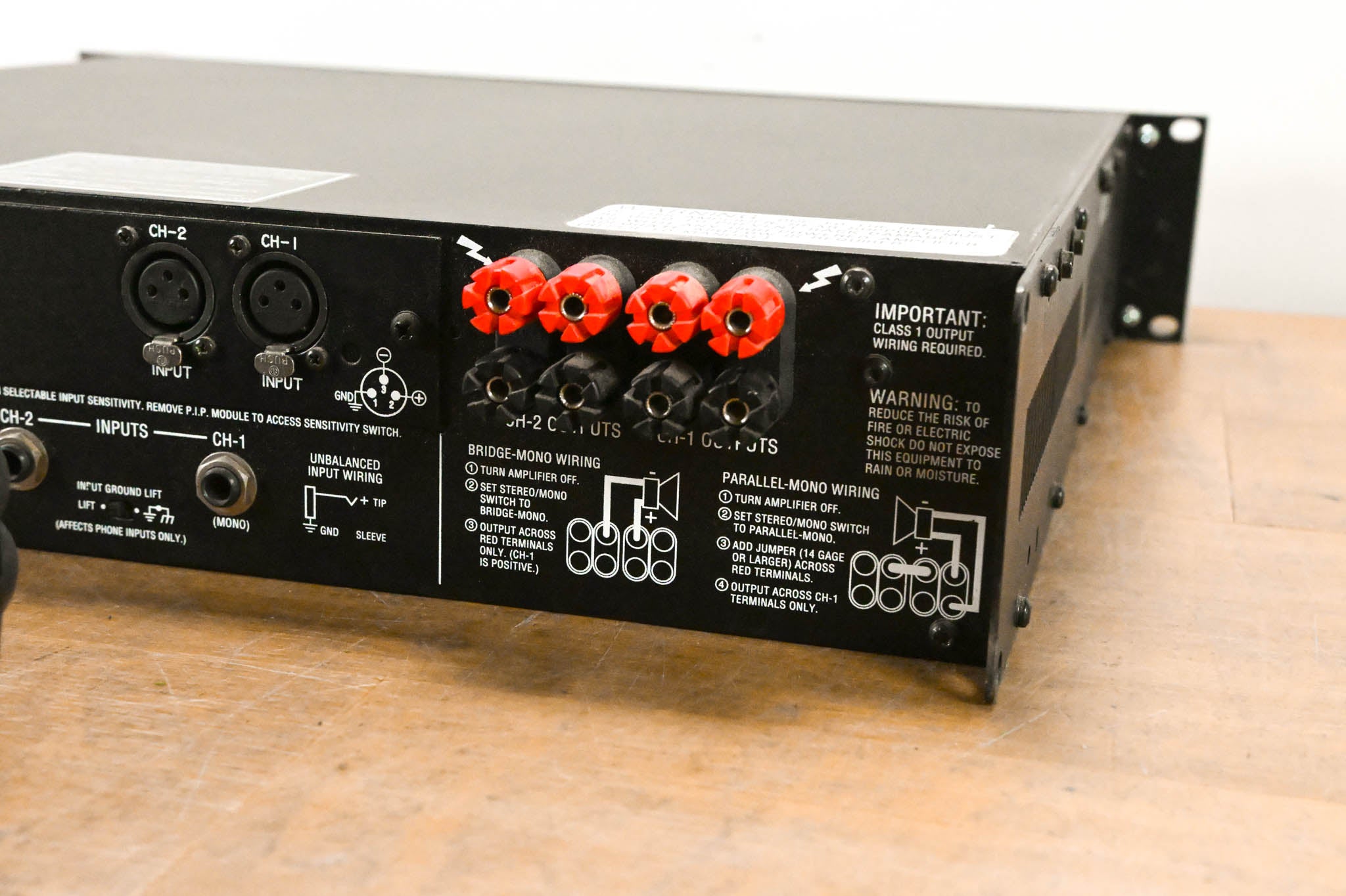 Crown Macro-Tech 3600VZ 2-Channel Power Amplifier