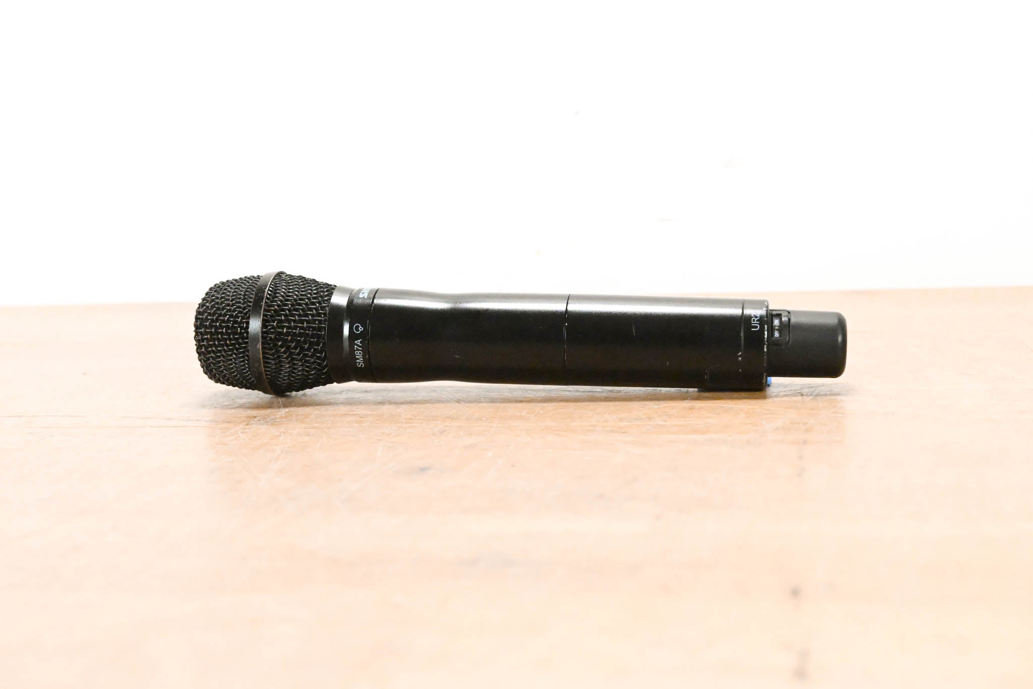 Shure UR2/SM87A Handheld Transmitter with SM87A Capsule - H4 Band