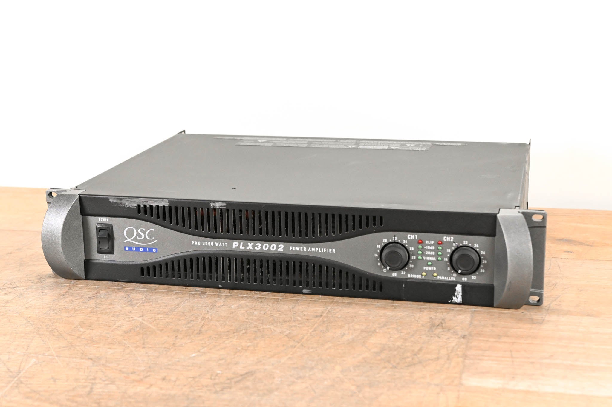 QSC PLX3002 2-Channel Power Amplifier