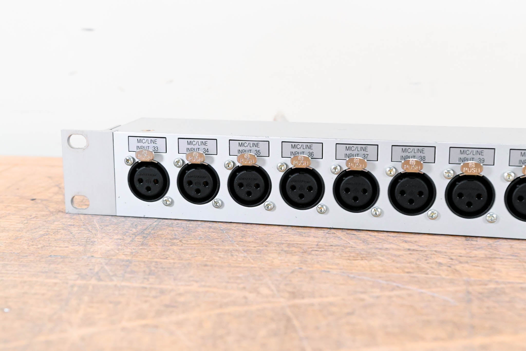 Studer D21m Modular I/O - 16x Mic/Line Inputs to 4x DB25 Connectors