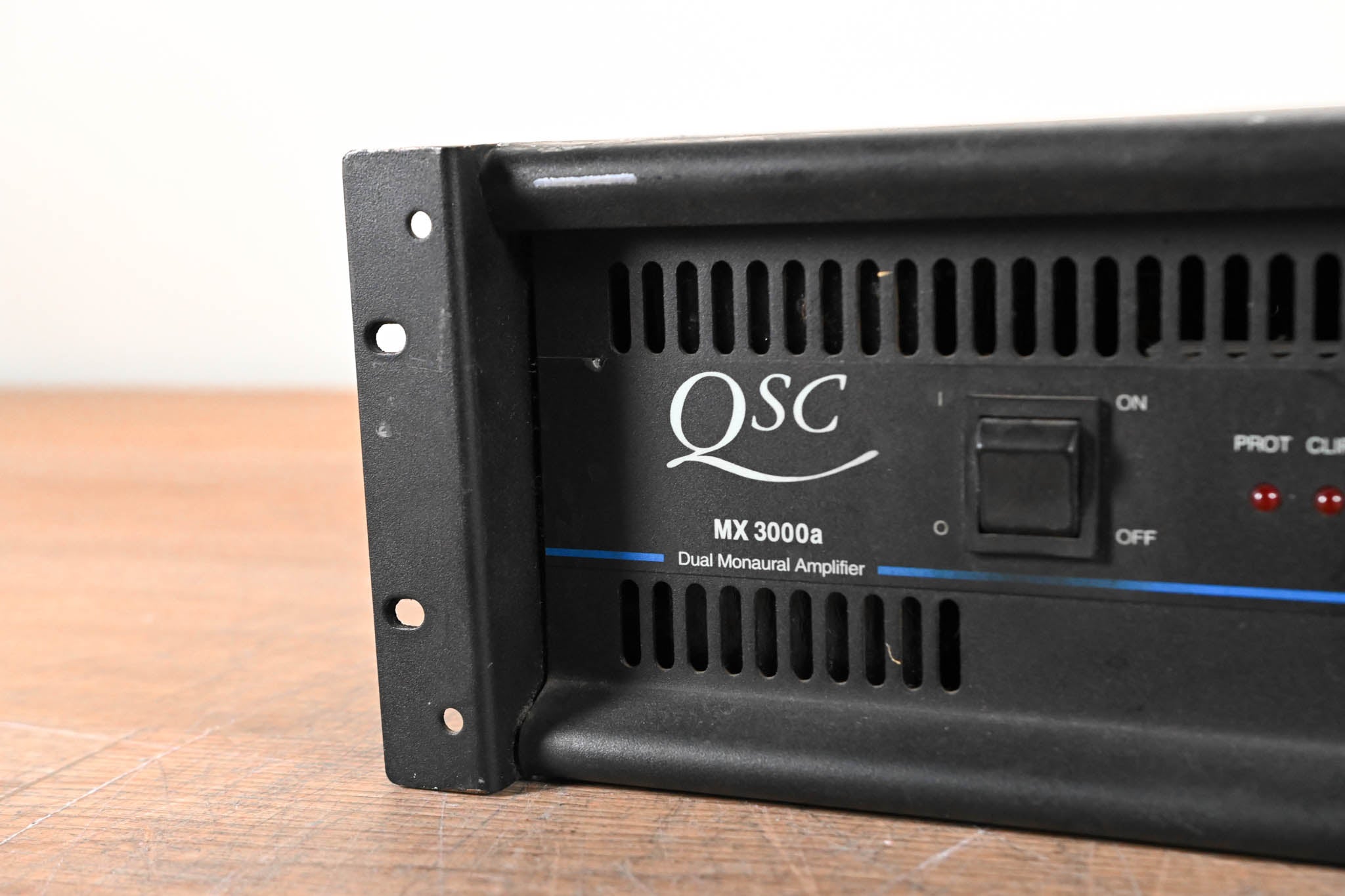 QSC MX 3000a 2-Channel Power Amplifier