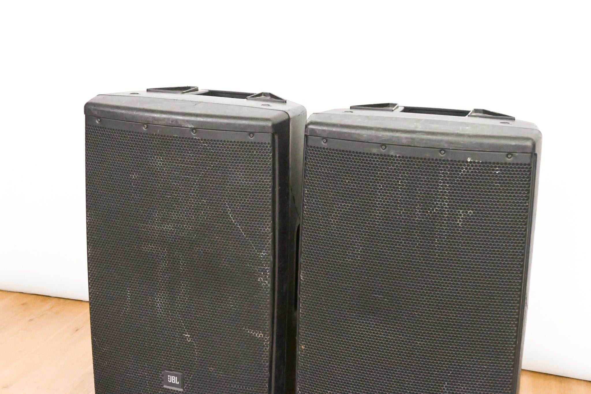 JBL EON615 15" 1000W 2-Way Powered Loudspeaker (PAIR)
