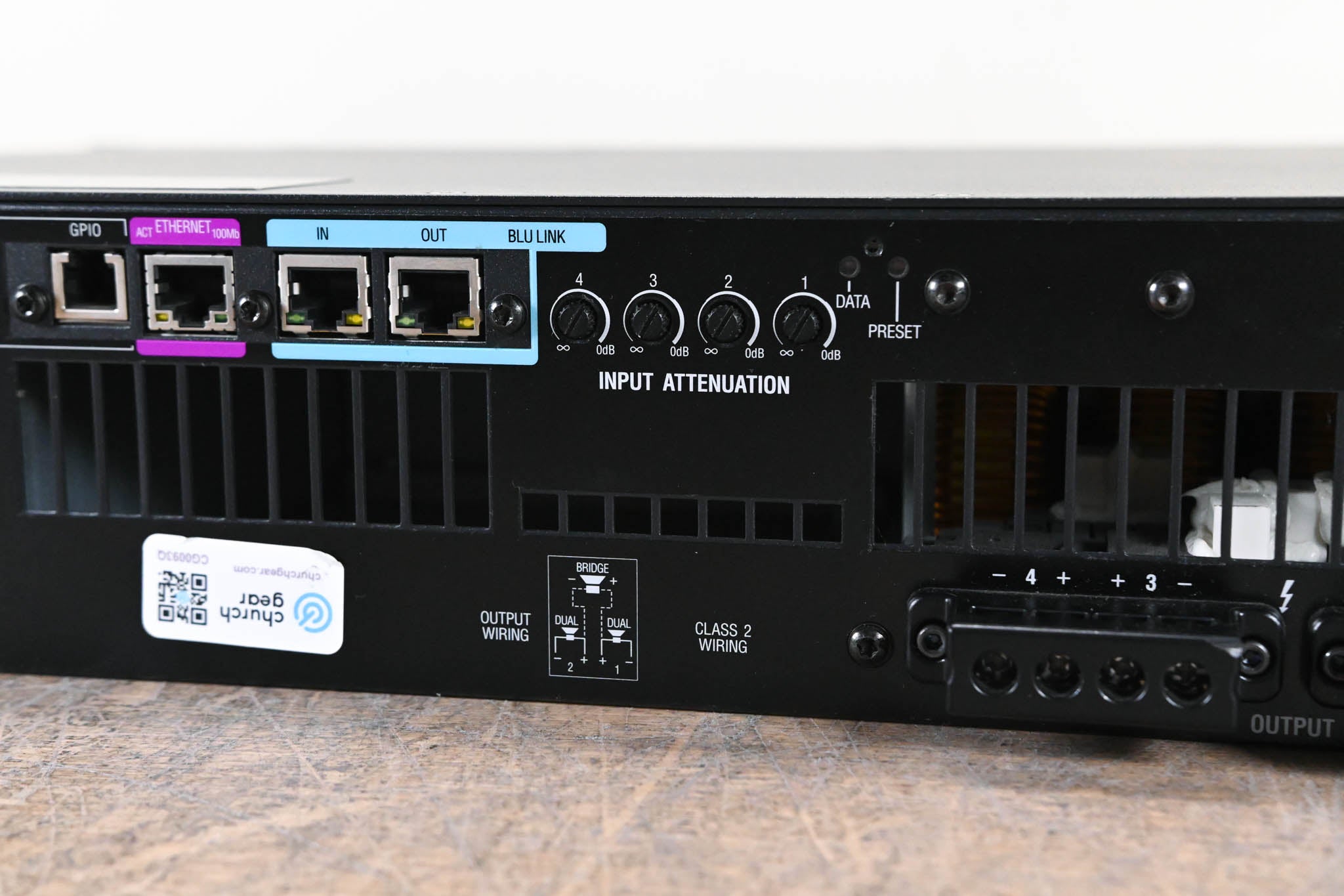 Crown DCi 4|300N DriveCore Install 4-Channel Power Amplifier