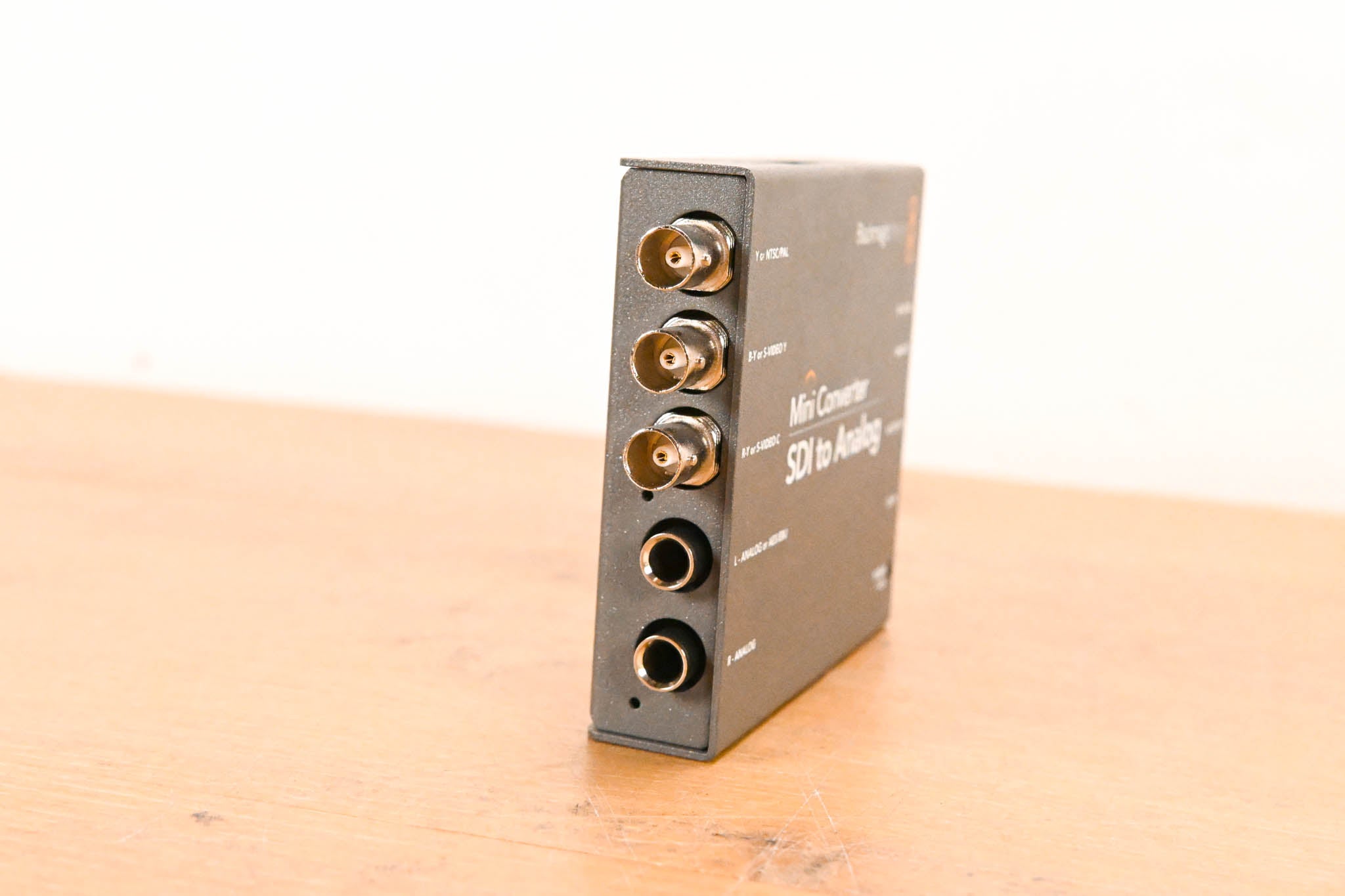 Blackmagic Design Mini Converter SDI to Analog (NO POWER SUPPLY)