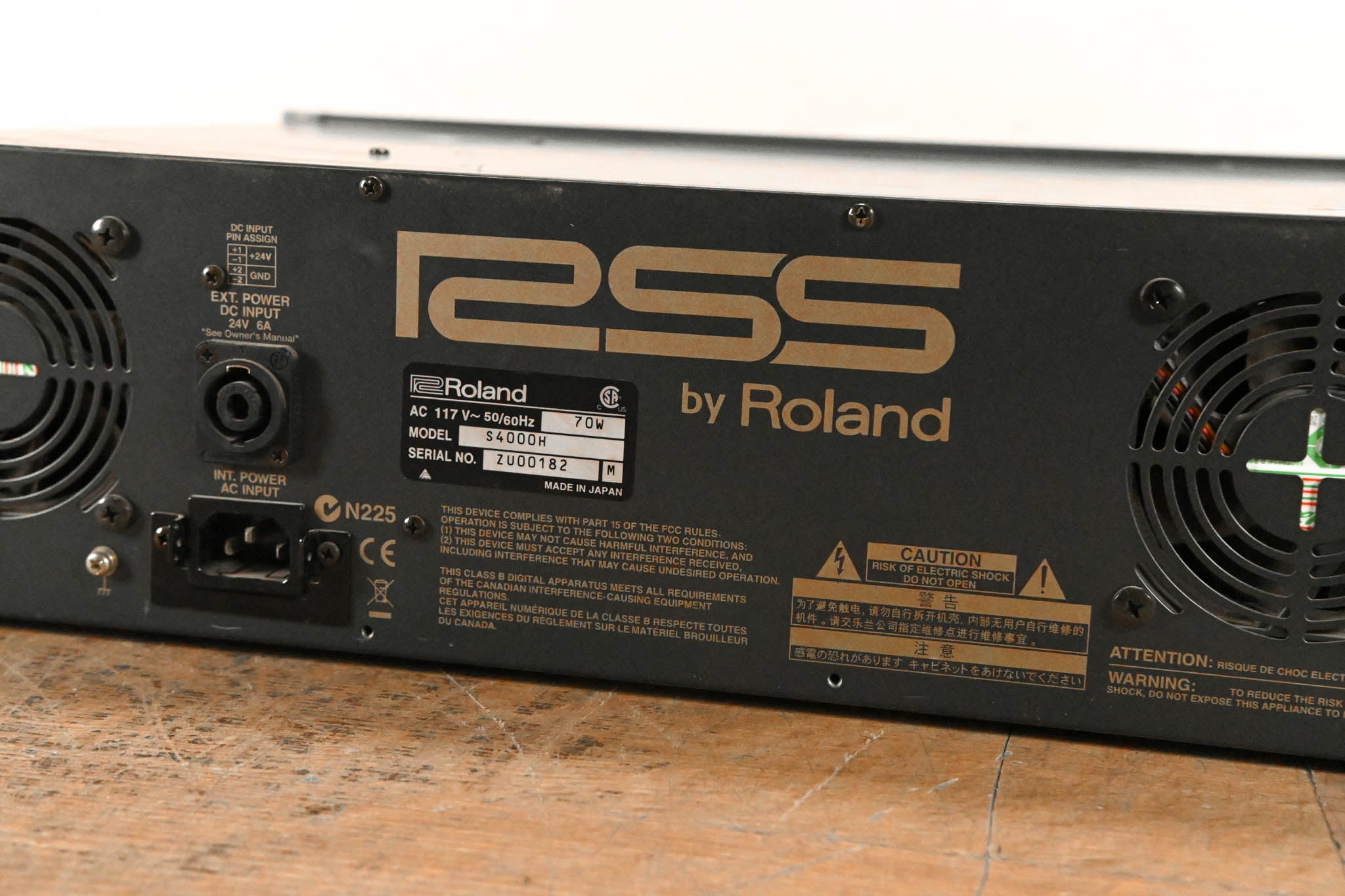 Roland S-4000H Digital Snake 32 x 8 Front of House Unit