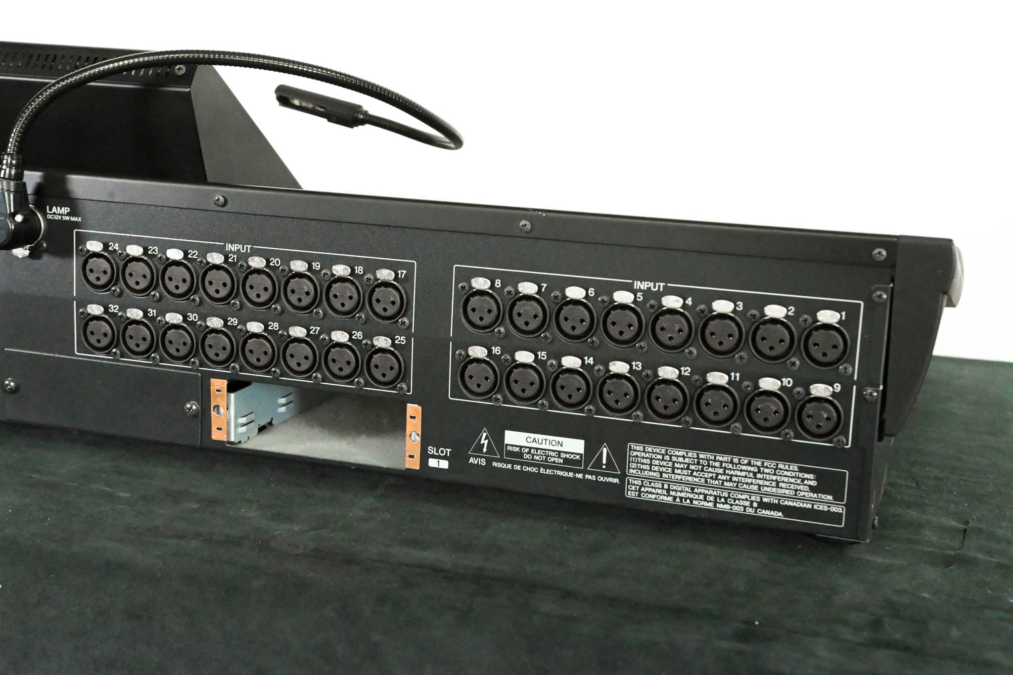 Yamaha LS9-32 32-Input Digital Mixing Console