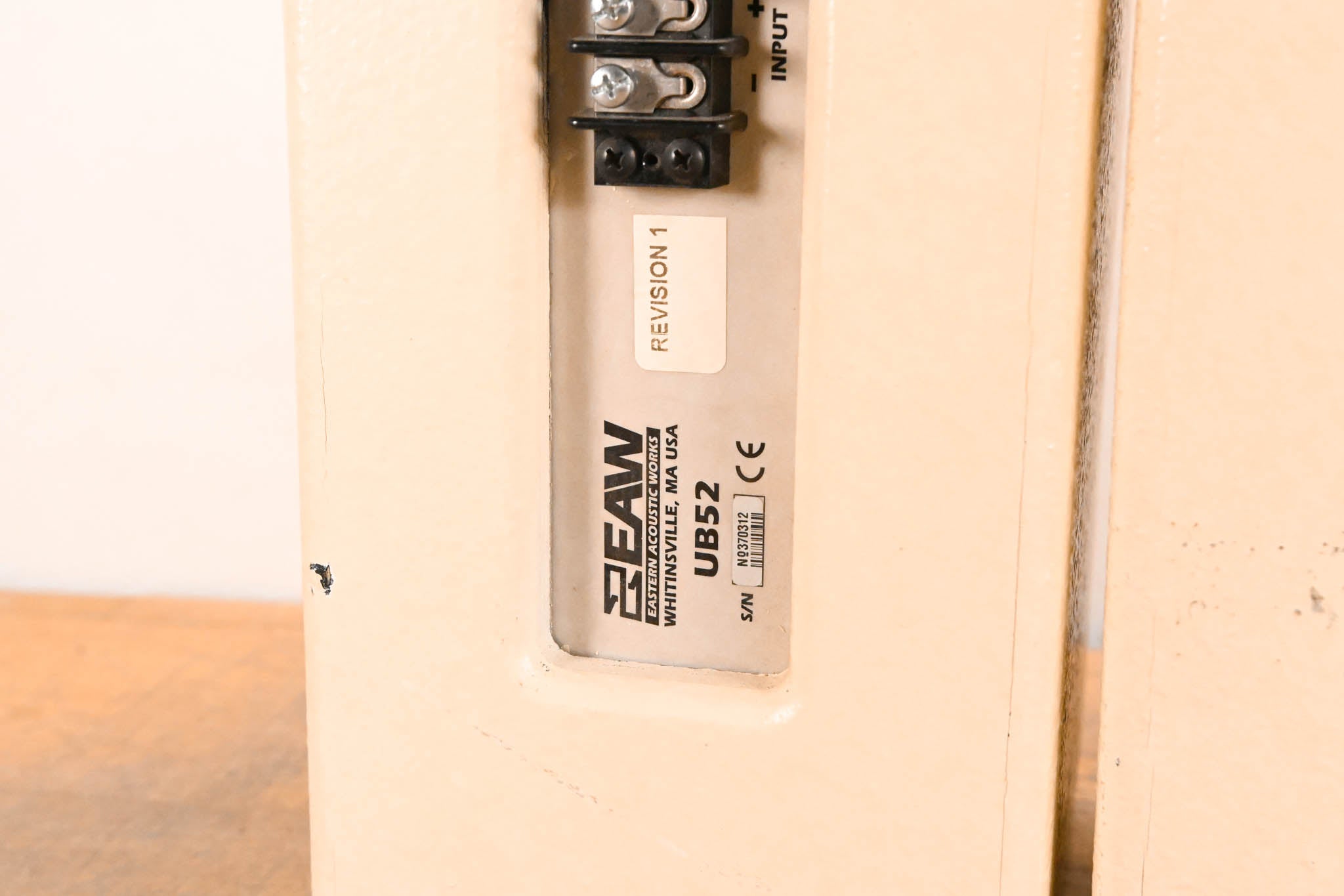 EAW UB52 Two-Way Full-Range Loudspeaker - White (PAIR)